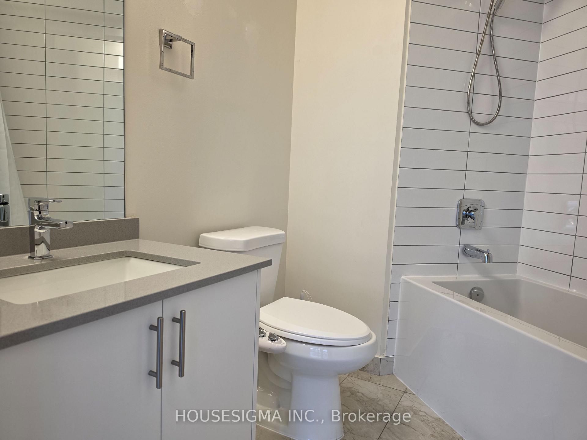 Photo 15 of Unit PH 218, 9000 Jane Street, Vaughan, Vellore Village — HOMEH
