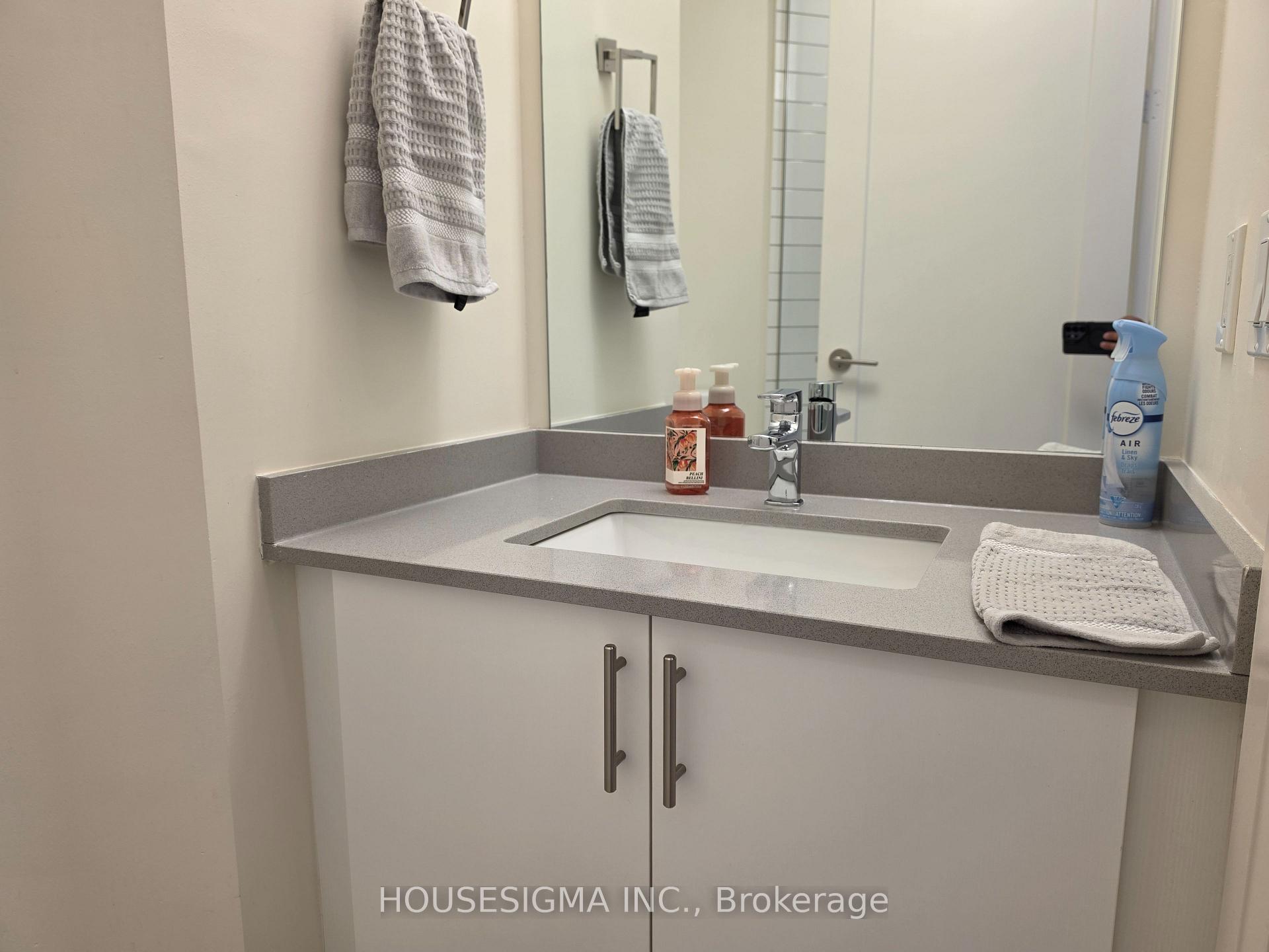 Photo 17 of Unit PH 218, 9000 Jane Street, Vaughan, Vellore Village — HOMEH