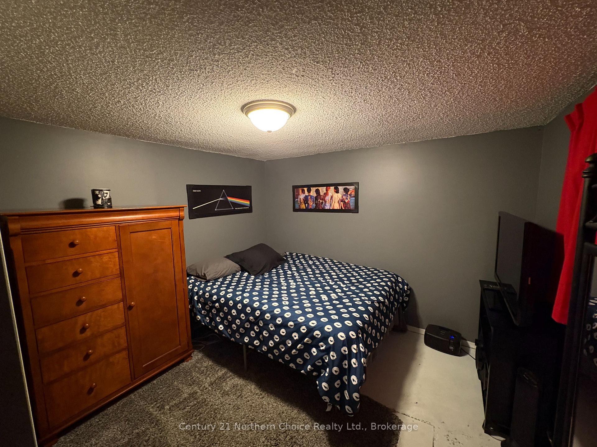 Photo 15 of 311 Ottawa Street S, Kenora, Keewatin — HOMEH