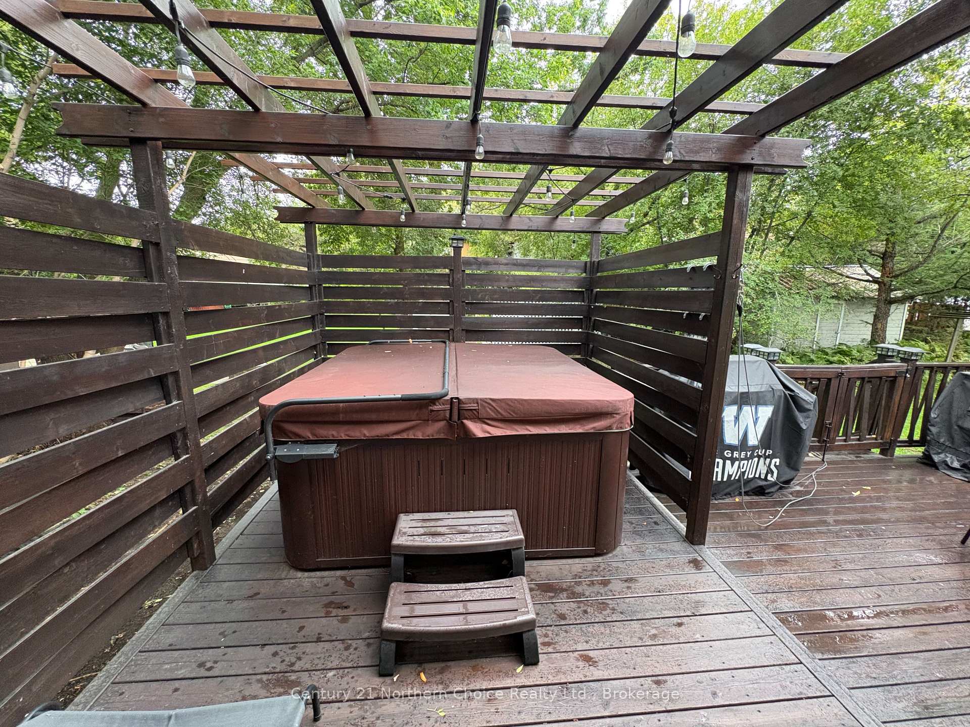 Photo 20 of 311 Ottawa Street S, Kenora, Keewatin — HOMEH