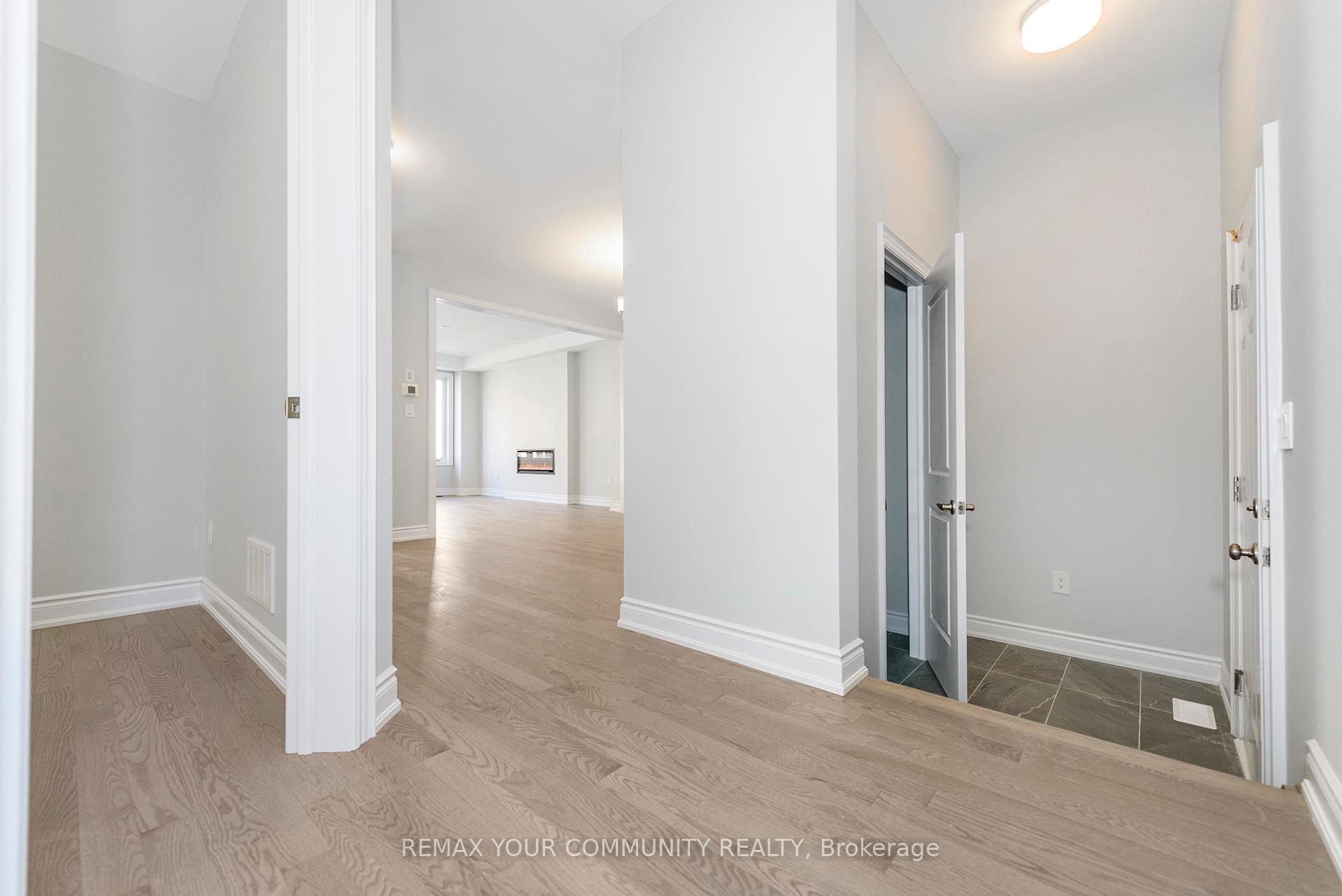 Photo 5 of 105 Bearberry Road, Springwater, Midhurst — HOMEH