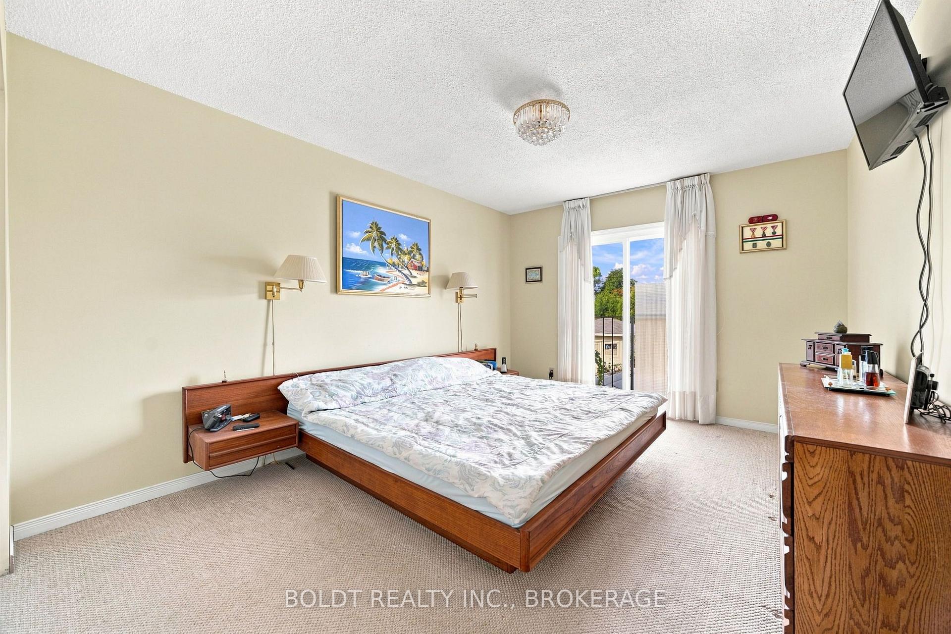 Photo 10 of 233 Fruitland Road, Hamilton, Stoney Creek — HOMEH