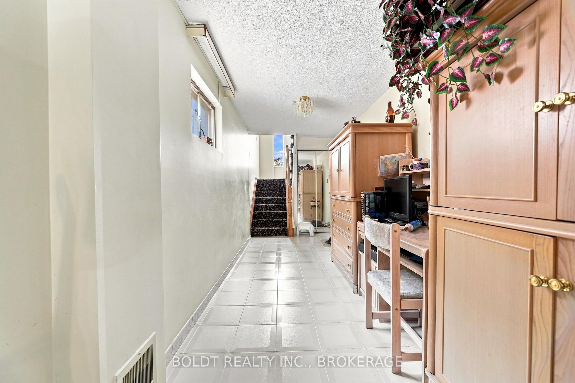 Photo 22 of 233 Fruitland Road, Hamilton, Stoney Creek — HOMEH