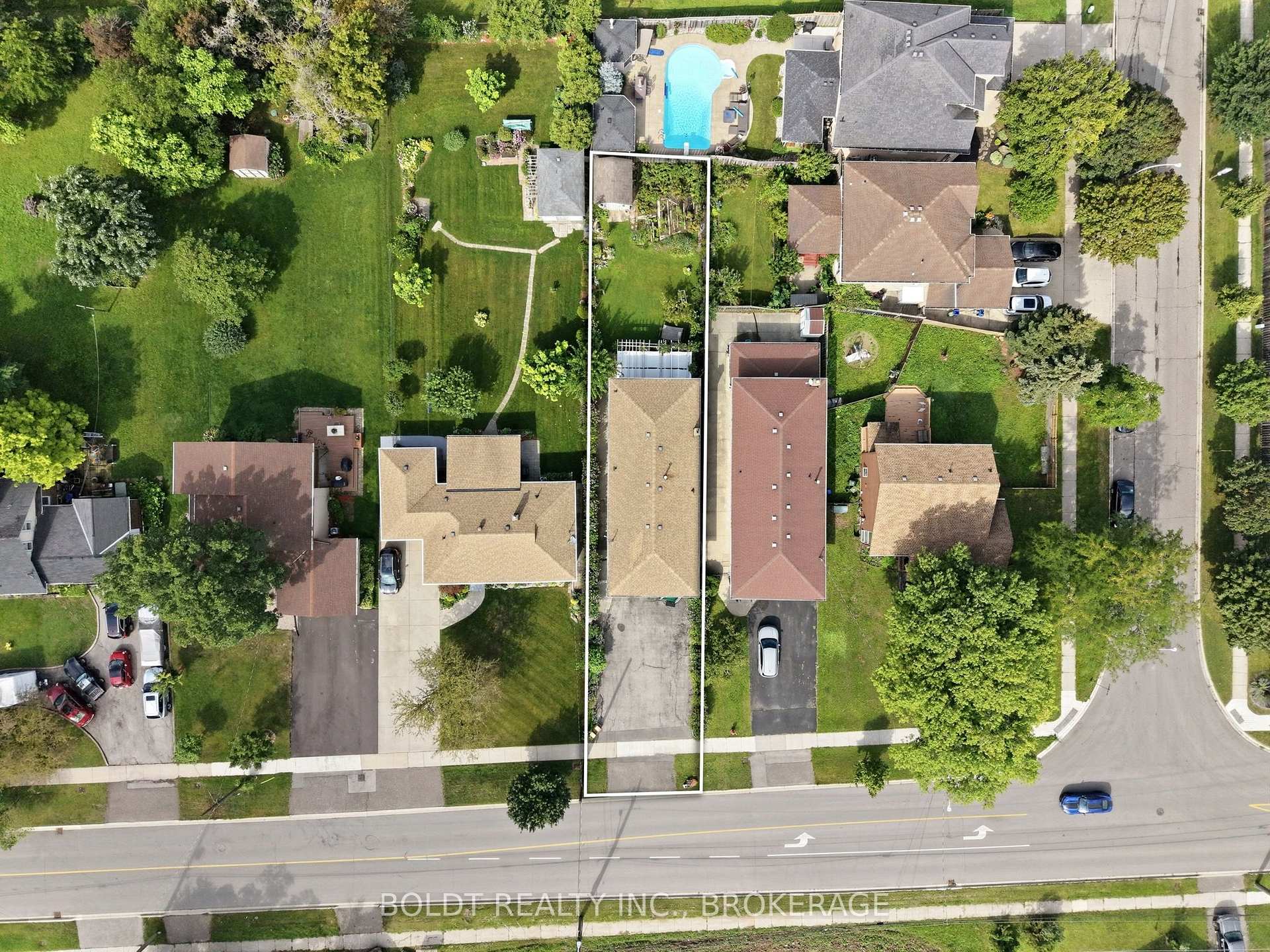 Photo 37 of 233 Fruitland Road, Hamilton, Stoney Creek — HOMEH