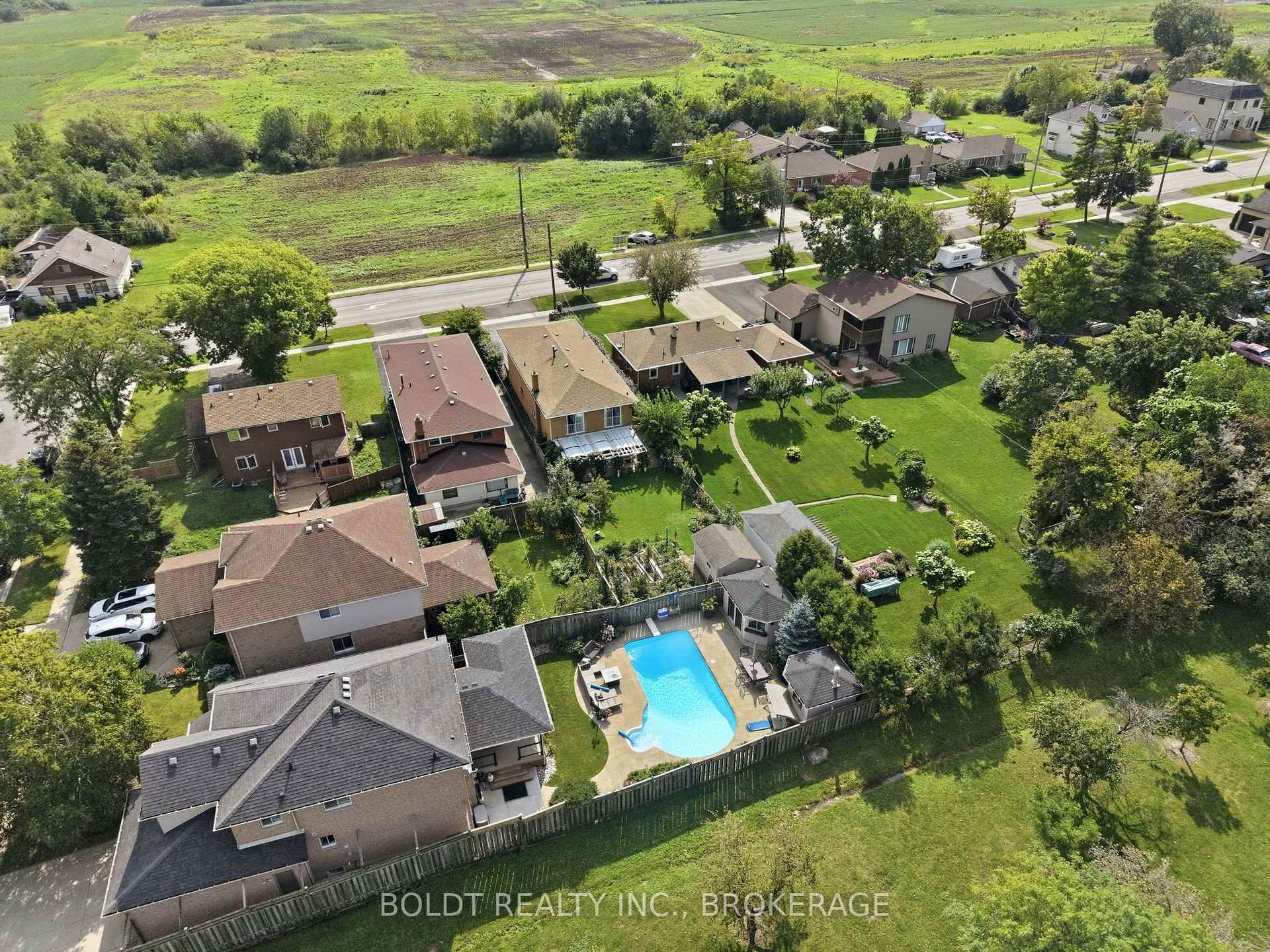 Photo 43 of 233 Fruitland Road, Hamilton, Stoney Creek — HOMEH