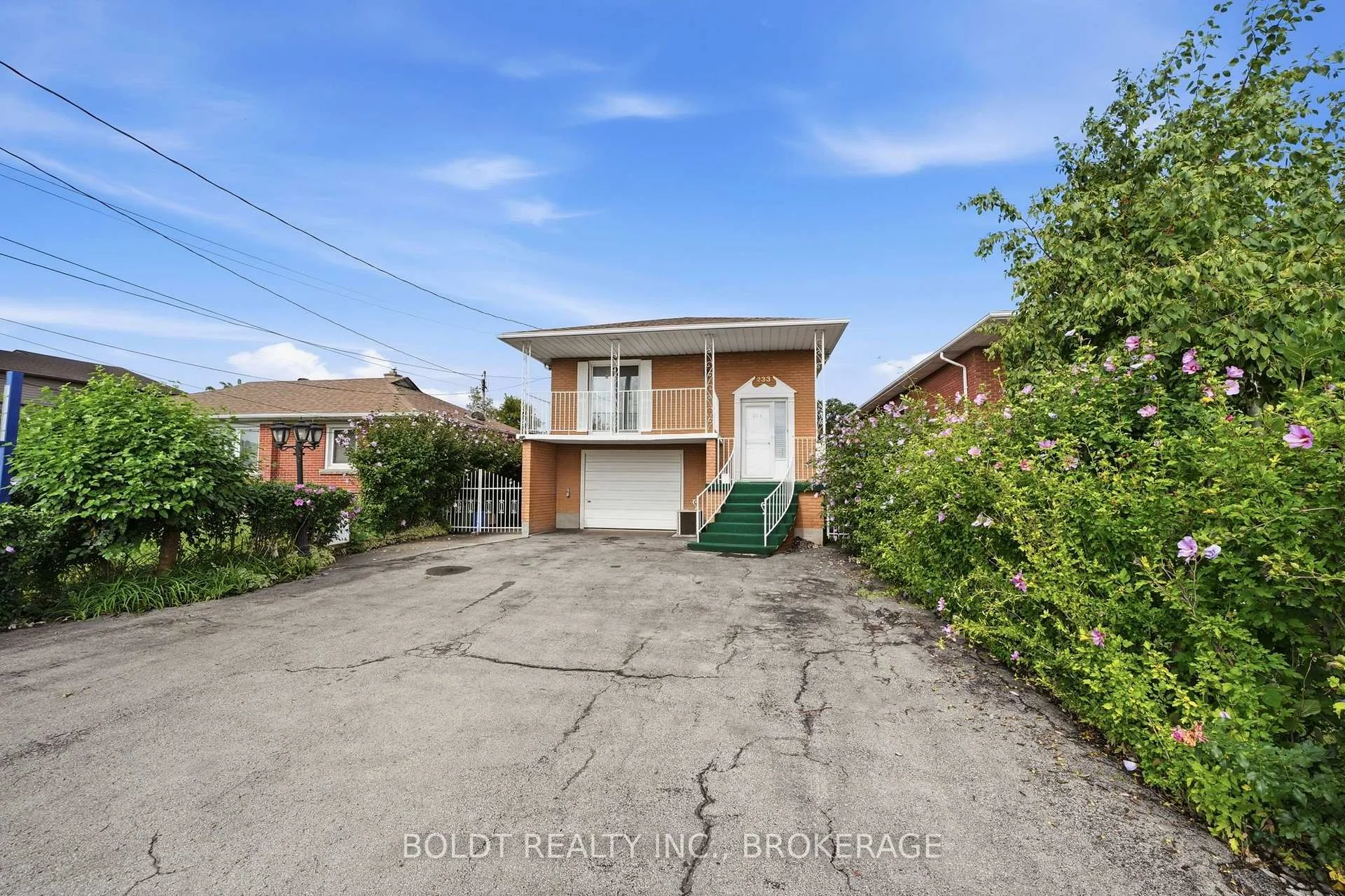 Photo 3 of 233 Fruitland Road, Hamilton, Stoney Creek — HOMEH