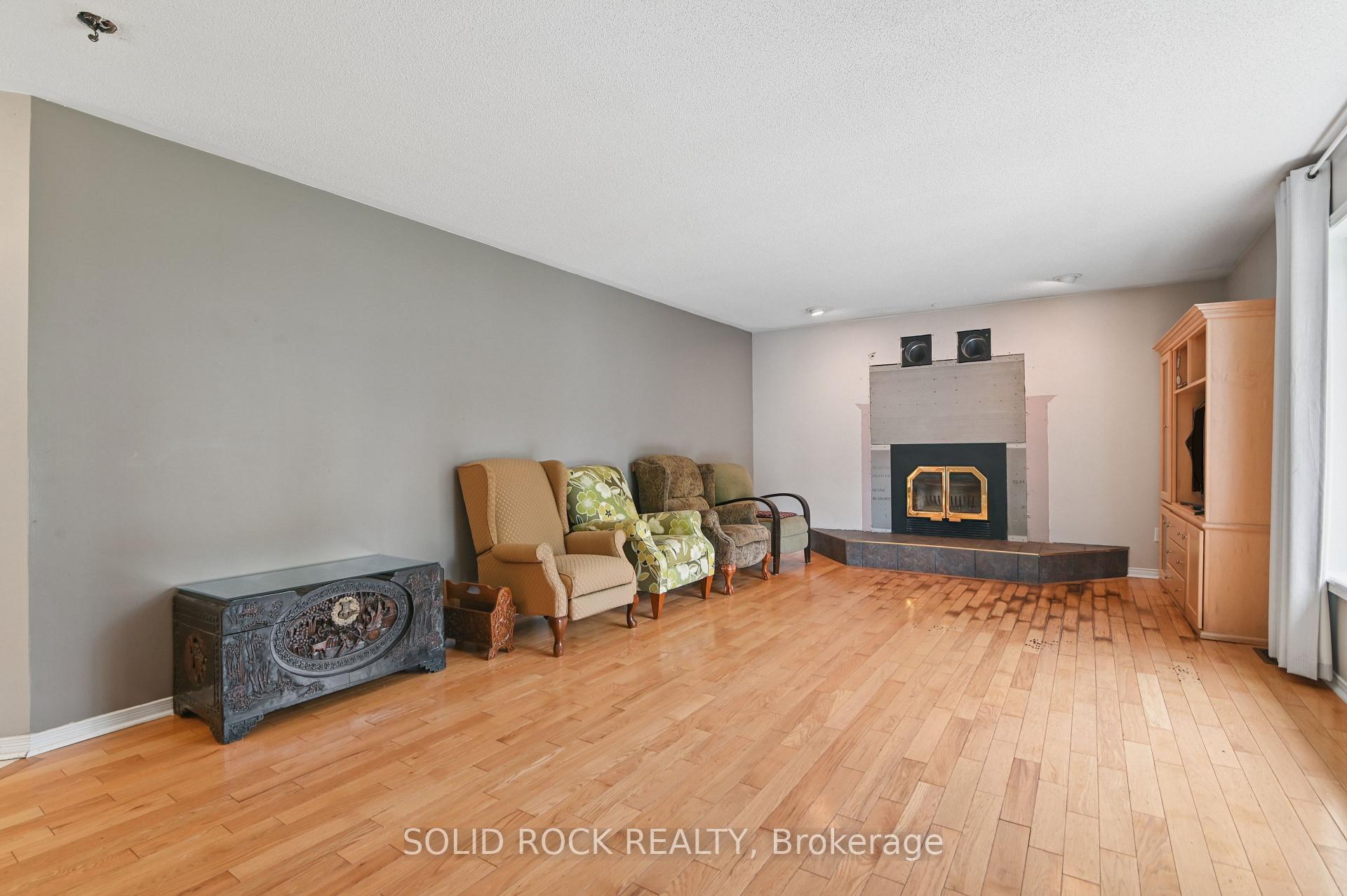 Photo 9 of 5663 Ferdinand Street, Ottawa, Osgoode — HOMEH