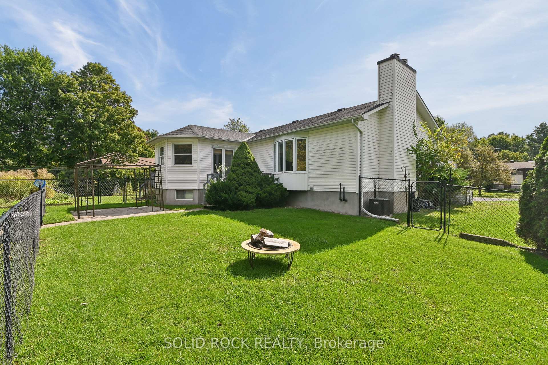 Photo 35 of 5663 Ferdinand Street, Ottawa, Osgoode — HOMEH