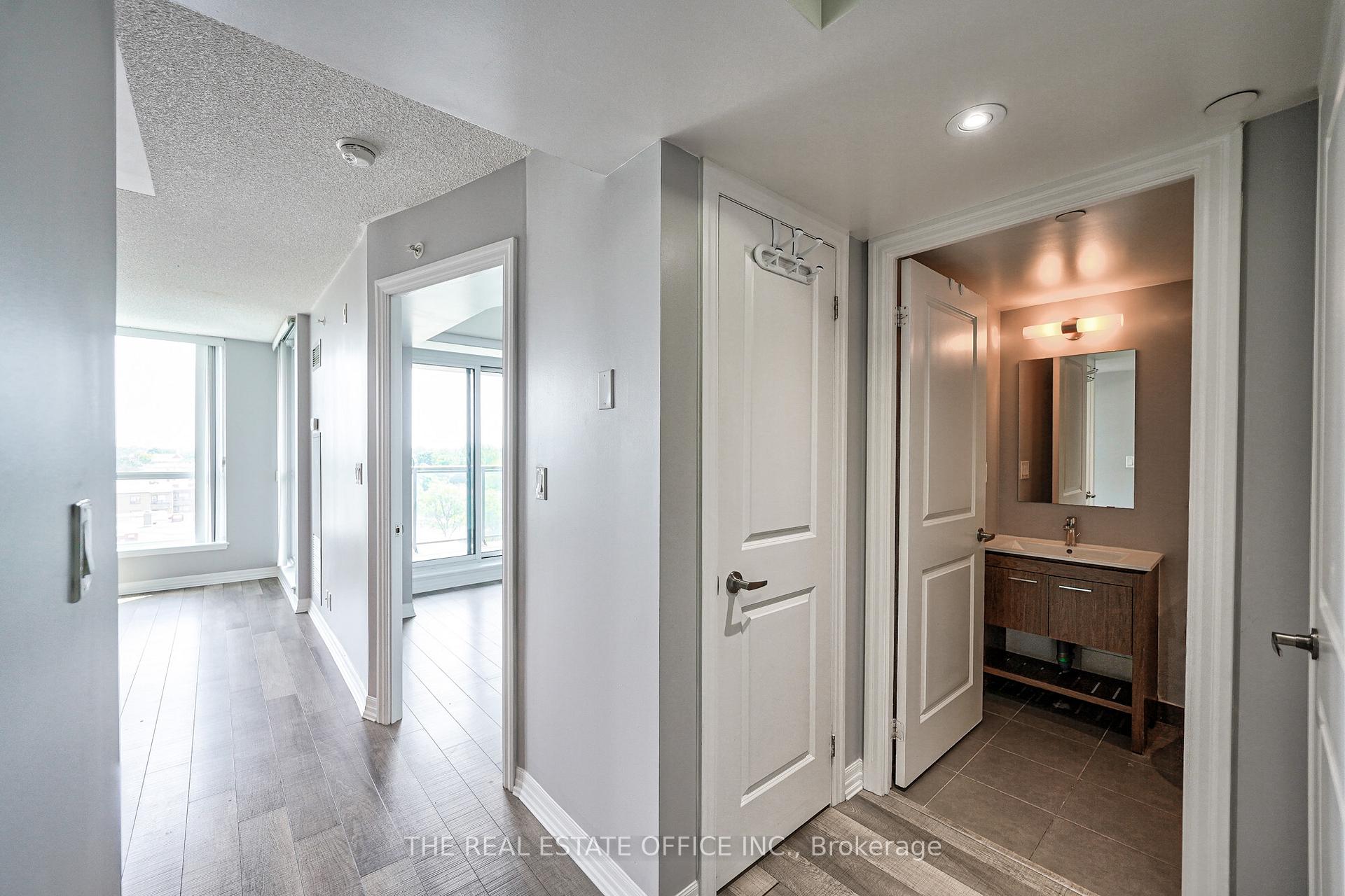 Photo 17 of Unit 715, 80 Esther Lorrie Drive, Etobicoke, West Humber-Clairville — HOMEH