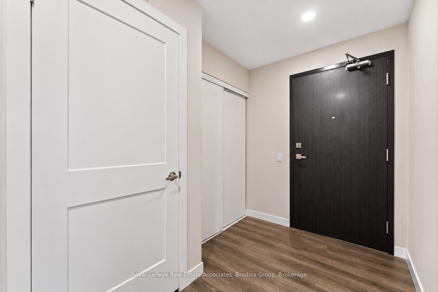 Photo 5 of Unit 1111, 15 Queen Street S, Hamilton, Central — HOMEH