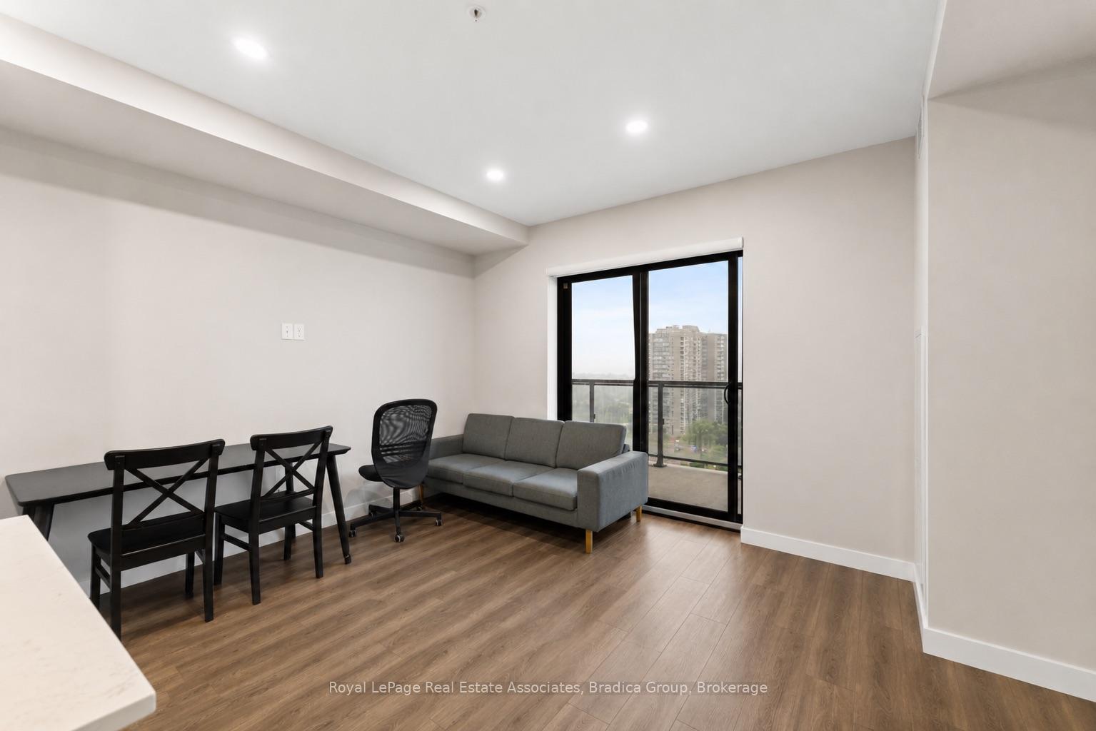 Photo 10 of Unit 1111, 15 Queen Street S, Hamilton, Central — HOMEH