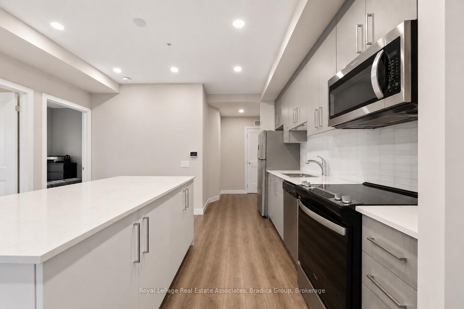 Photo 12 of Unit 1111, 15 Queen Street S, Hamilton, Central — HOMEH