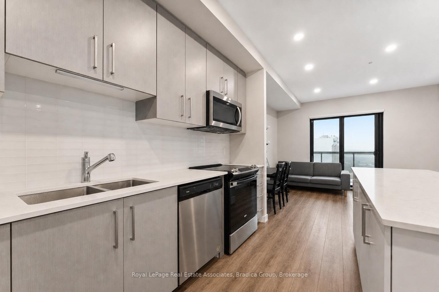 Photo 14 of Unit 1111, 15 Queen Street S, Hamilton, Central — HOMEH