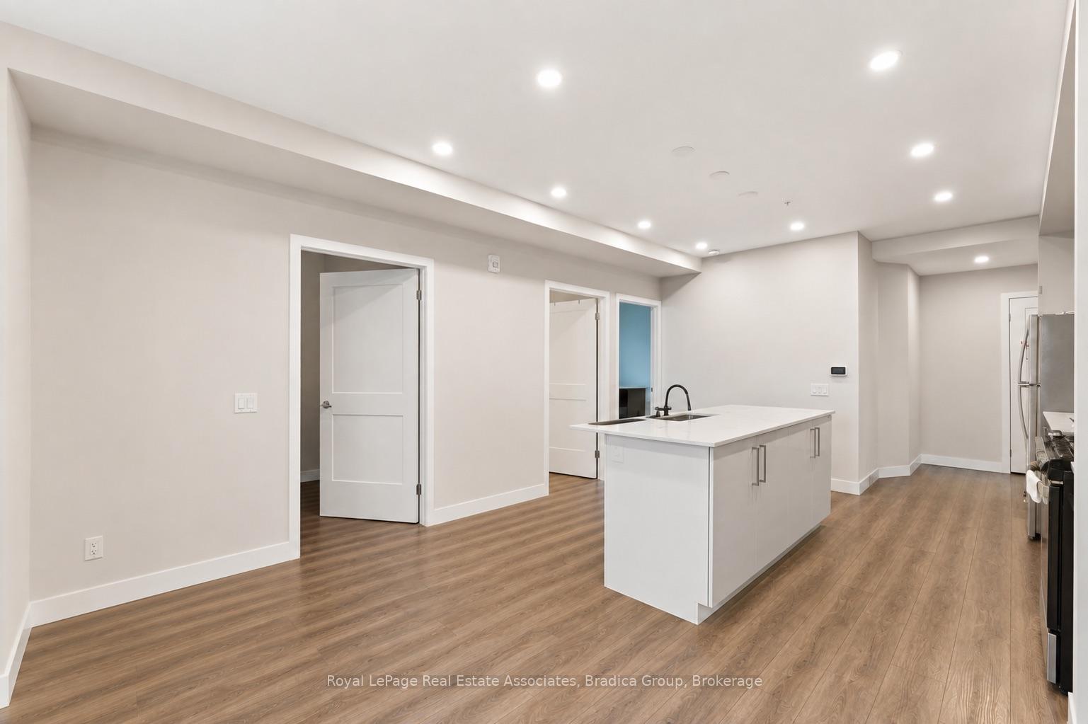 Photo 16 of Unit 1111, 15 Queen Street S, Hamilton, Central — HOMEH