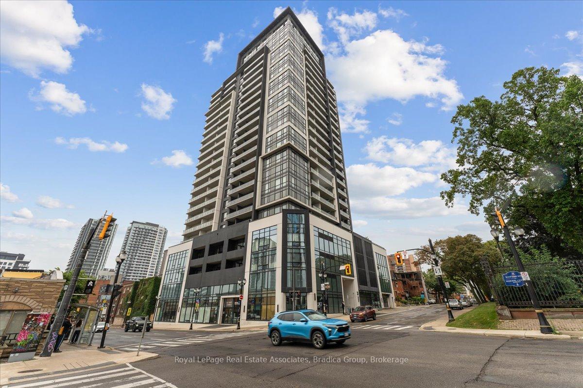 Photo 2 of Unit 1111, 15 Queen Street S, Hamilton, Central — HOMEH