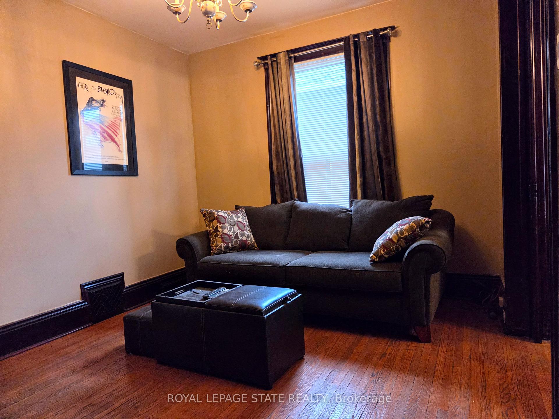 Photo 7 of 72 Emerald Street N, Hamilton, Landsdale — HOMEH