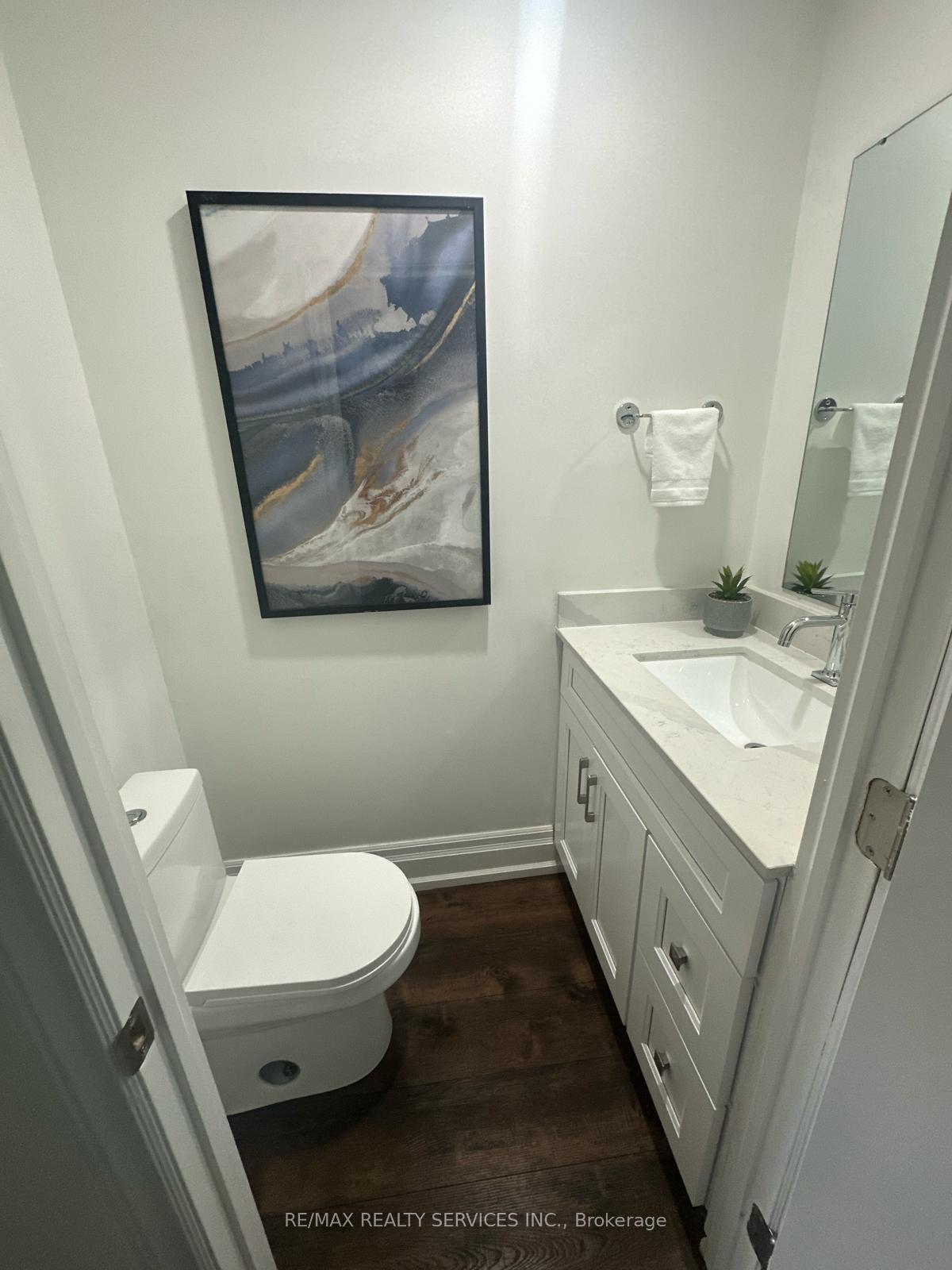 Photo 27 of 3469 Caplan Crescent, Burlington, Roseland — HOMEH