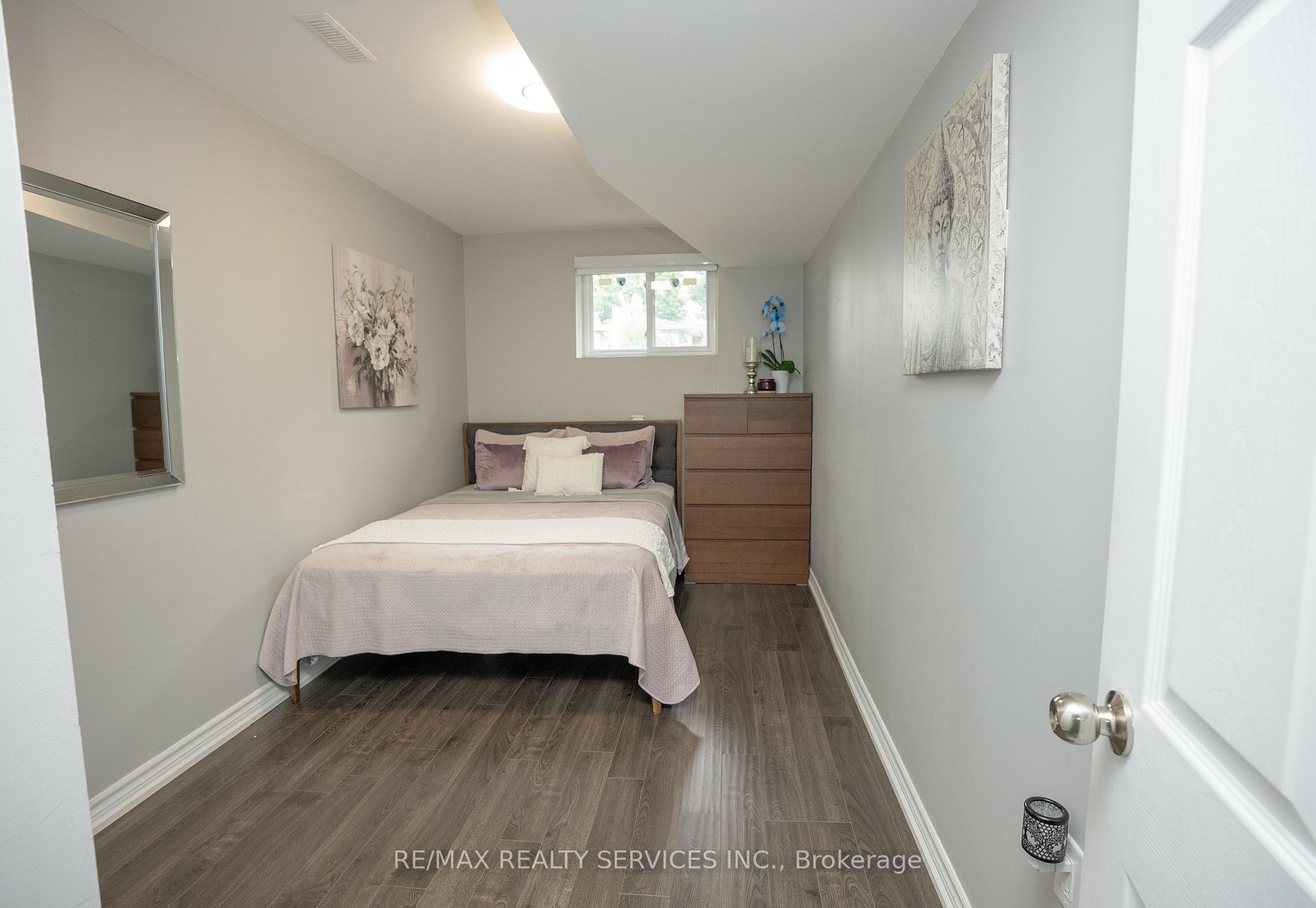 Photo 57 of 3469 Caplan Crescent, Burlington, Roseland — HOMEH