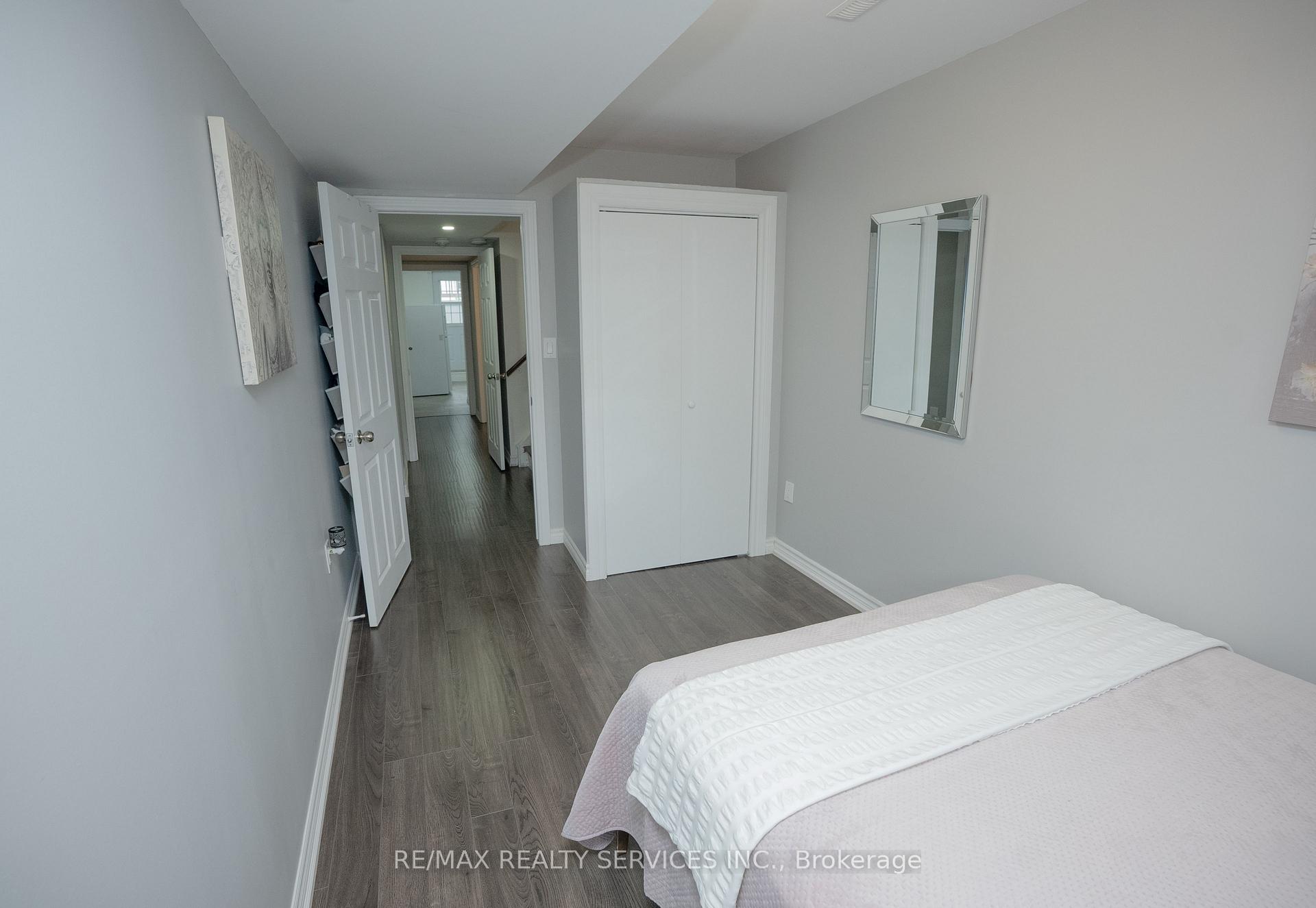 Photo 59 of 3469 Caplan Crescent, Burlington, Roseland — HOMEH