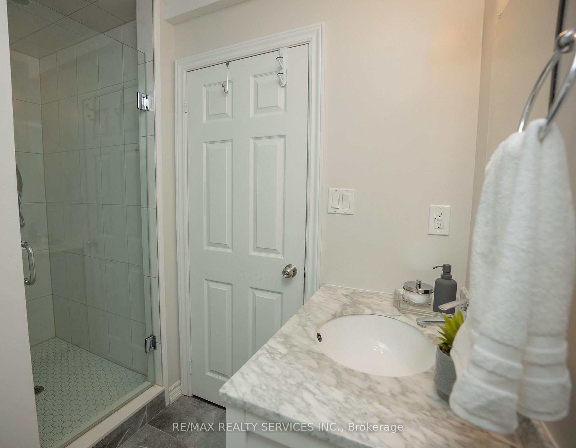 Photo 71 of 3469 Caplan Crescent, Burlington, Roseland — HOMEH
