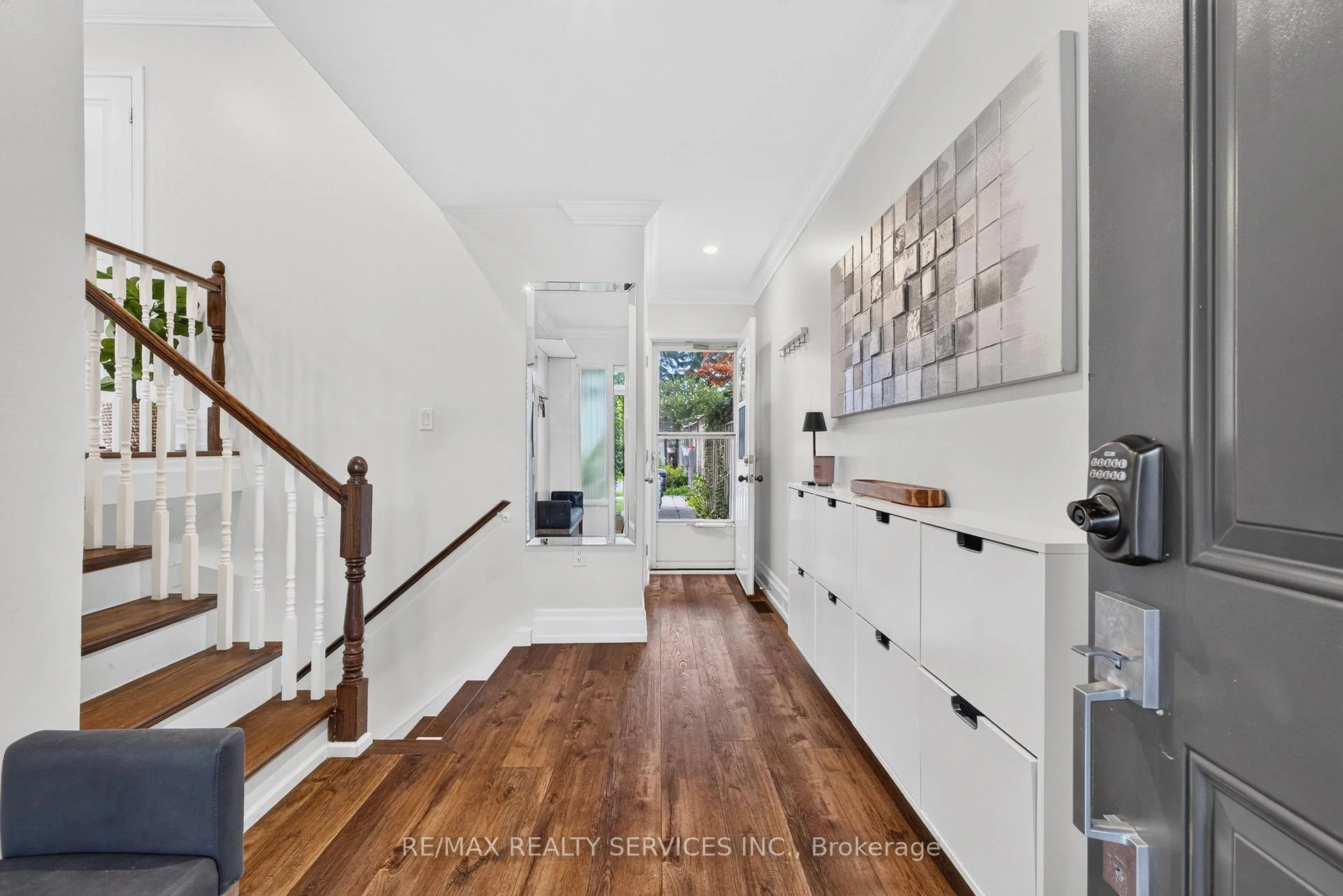 Photo 12 of 3469 Caplan Crescent, Burlington, Roseland — HOMEH