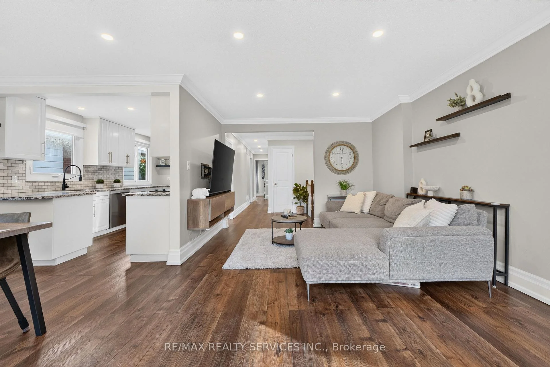 Photo 16 of 3469 Caplan Crescent, Burlington, Roseland — HOMEH