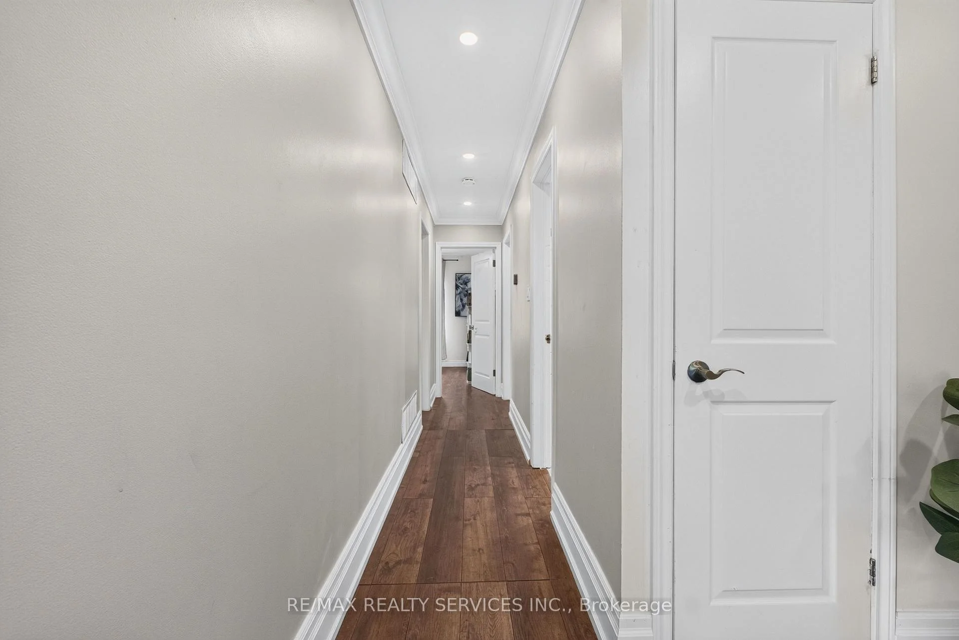 Photo 34 of 3469 Caplan Crescent, Burlington, Roseland — HOMEH