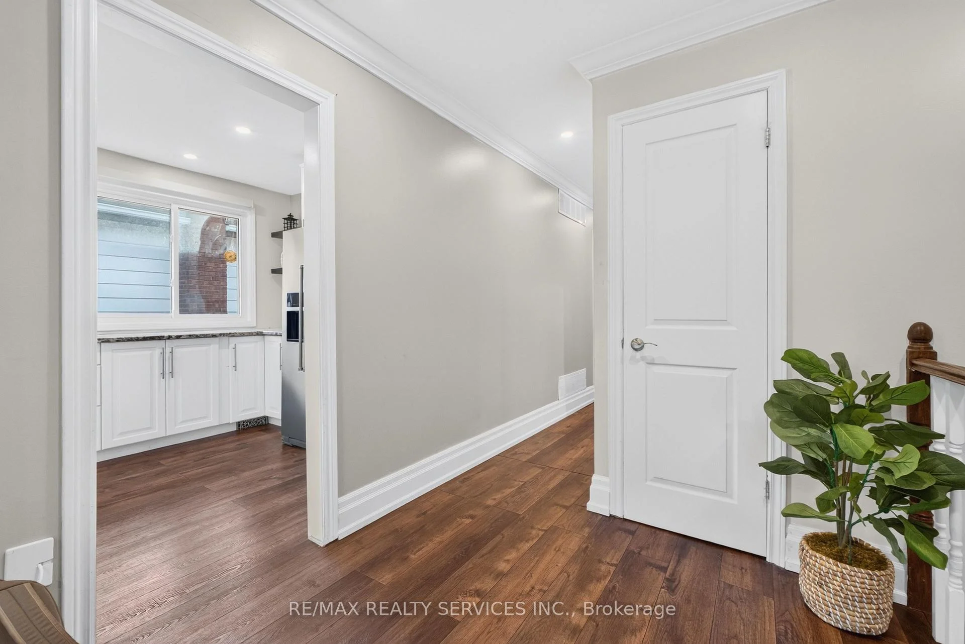 Photo 54 of 3469 Caplan Crescent, Burlington, Roseland — HOMEH