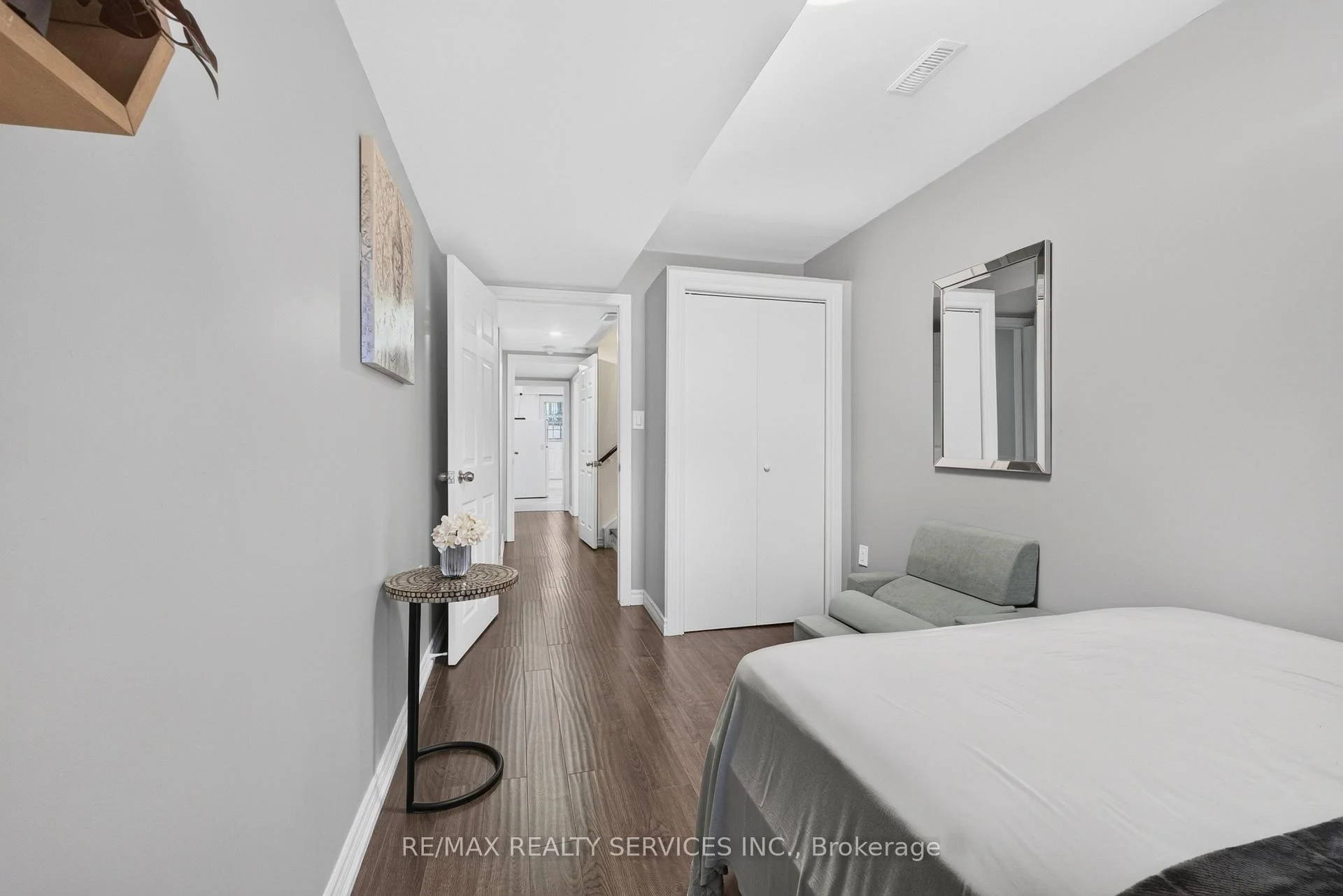 Photo 62 of 3469 Caplan Crescent, Burlington, Roseland — HOMEH