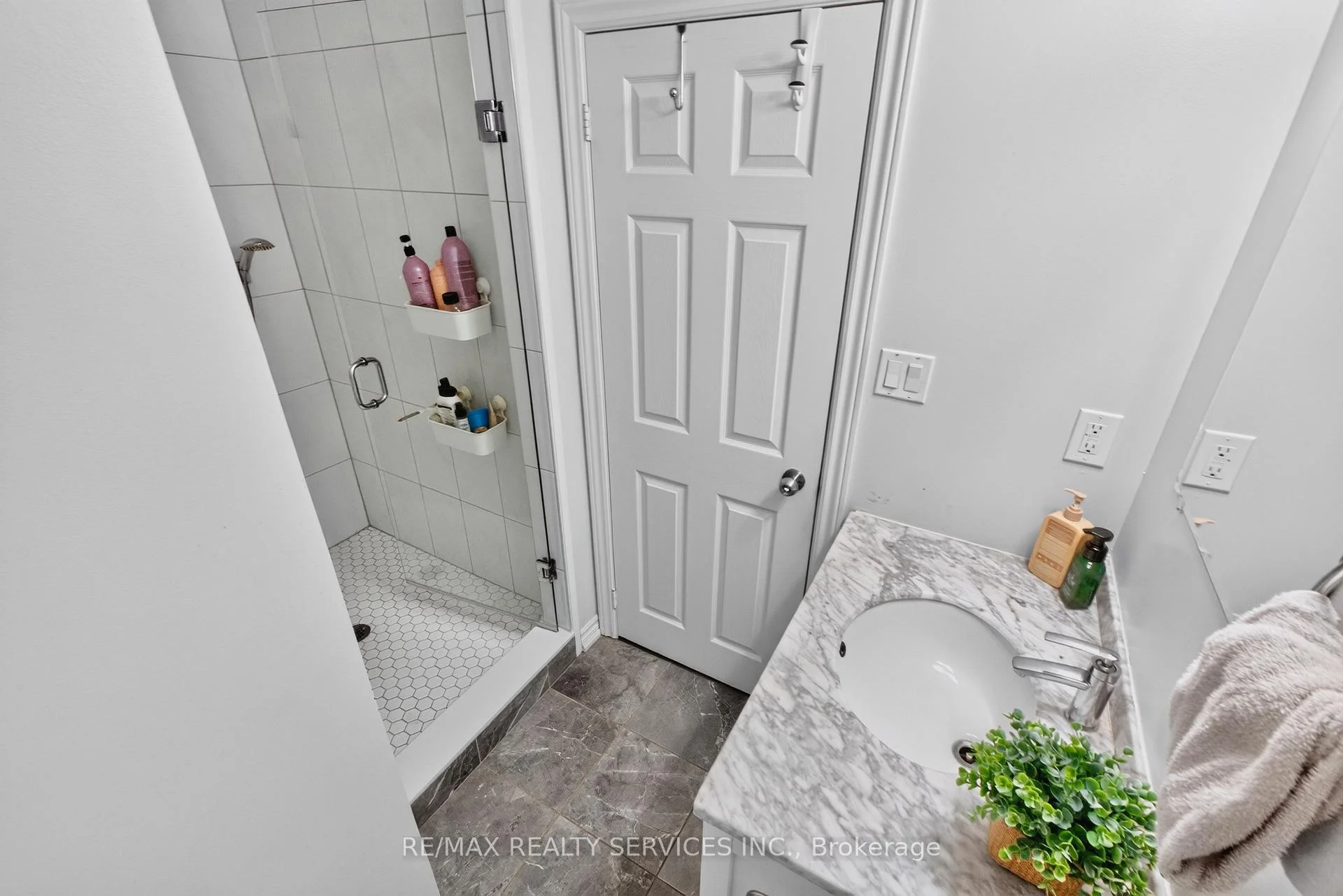 Photo 74 of 3469 Caplan Crescent, Burlington, Roseland — HOMEH