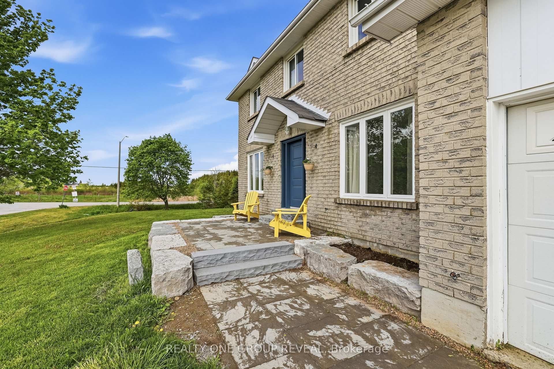 Photo 4 of 2 Mancini Dr, Kawartha Lakes, Woodville — HOMEH