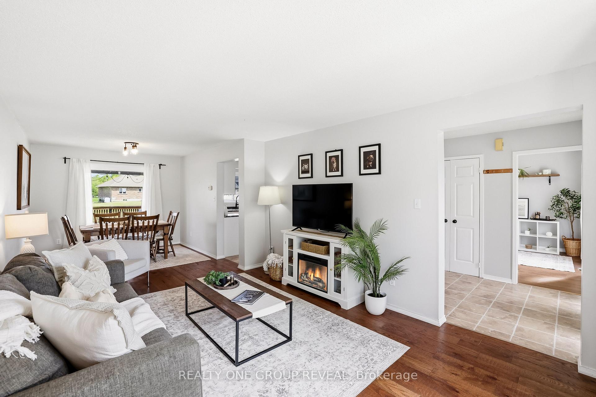 Photo 12 of 2 Mancini Dr, Kawartha Lakes, Woodville — HOMEH