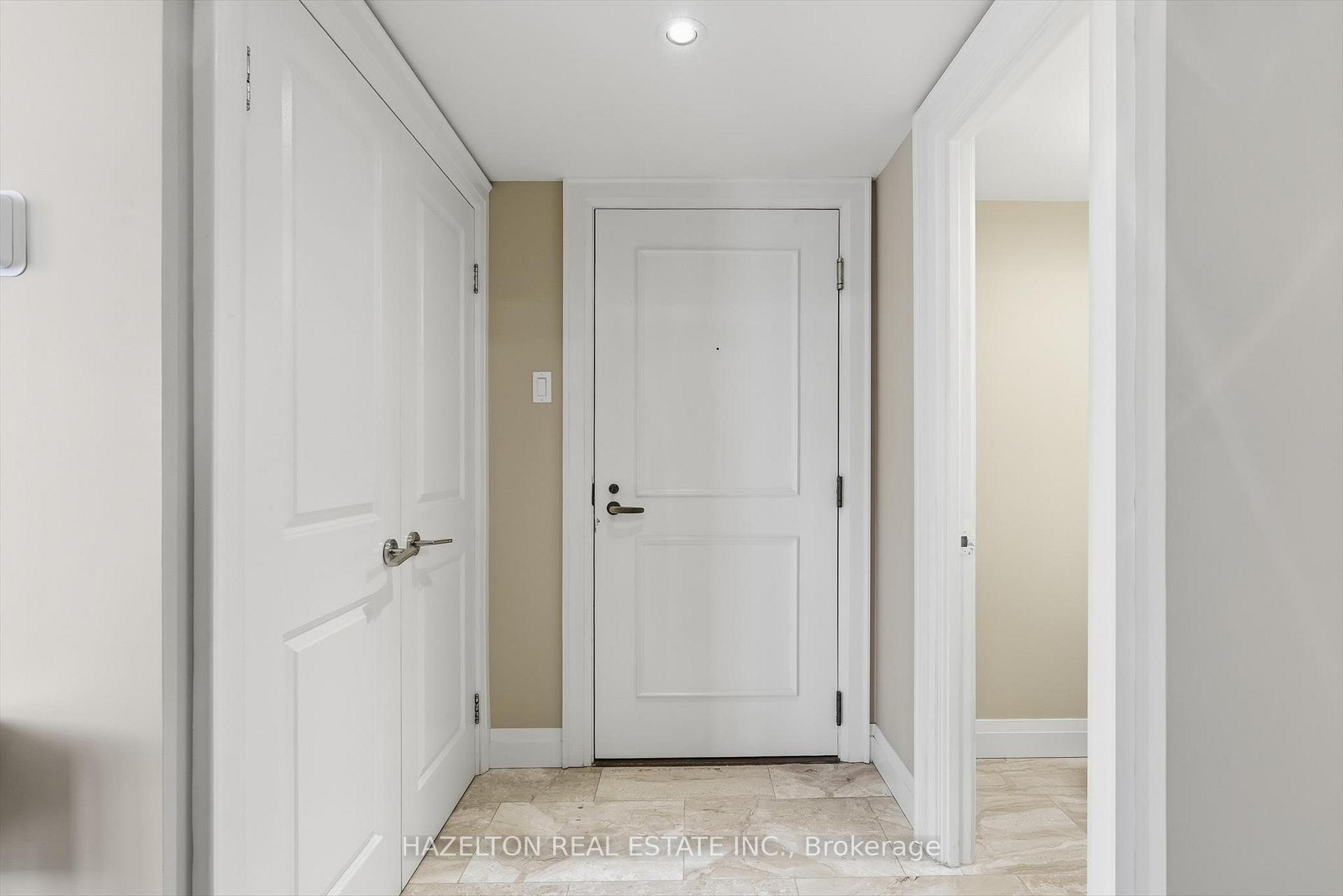 Photo 3 of Unit 608, 164 Cumberland Street, Toronto, The Annex — HOMEH