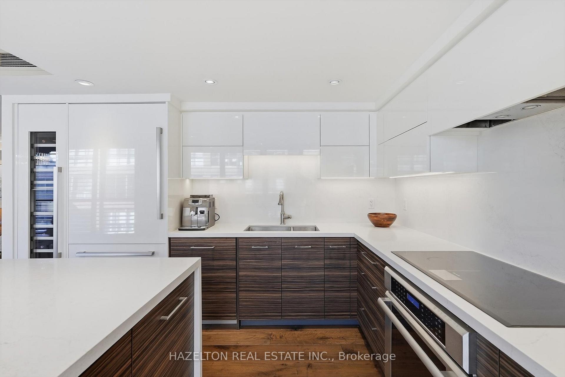 Photo 8 of Unit 608, 164 Cumberland Street, Toronto, The Annex — HOMEH