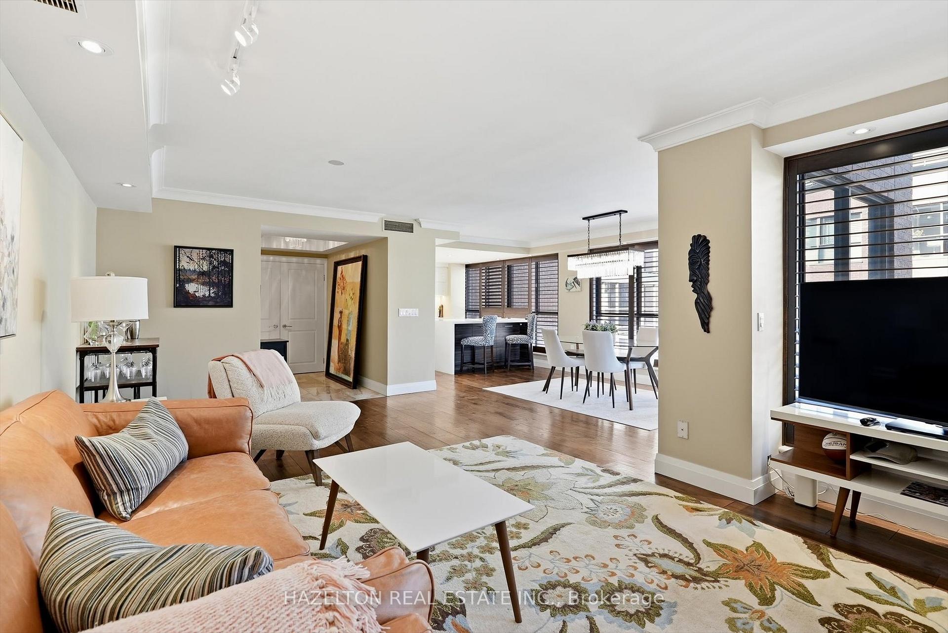 Photo 18 of Unit 608, 164 Cumberland Street, Toronto, The Annex — HOMEH