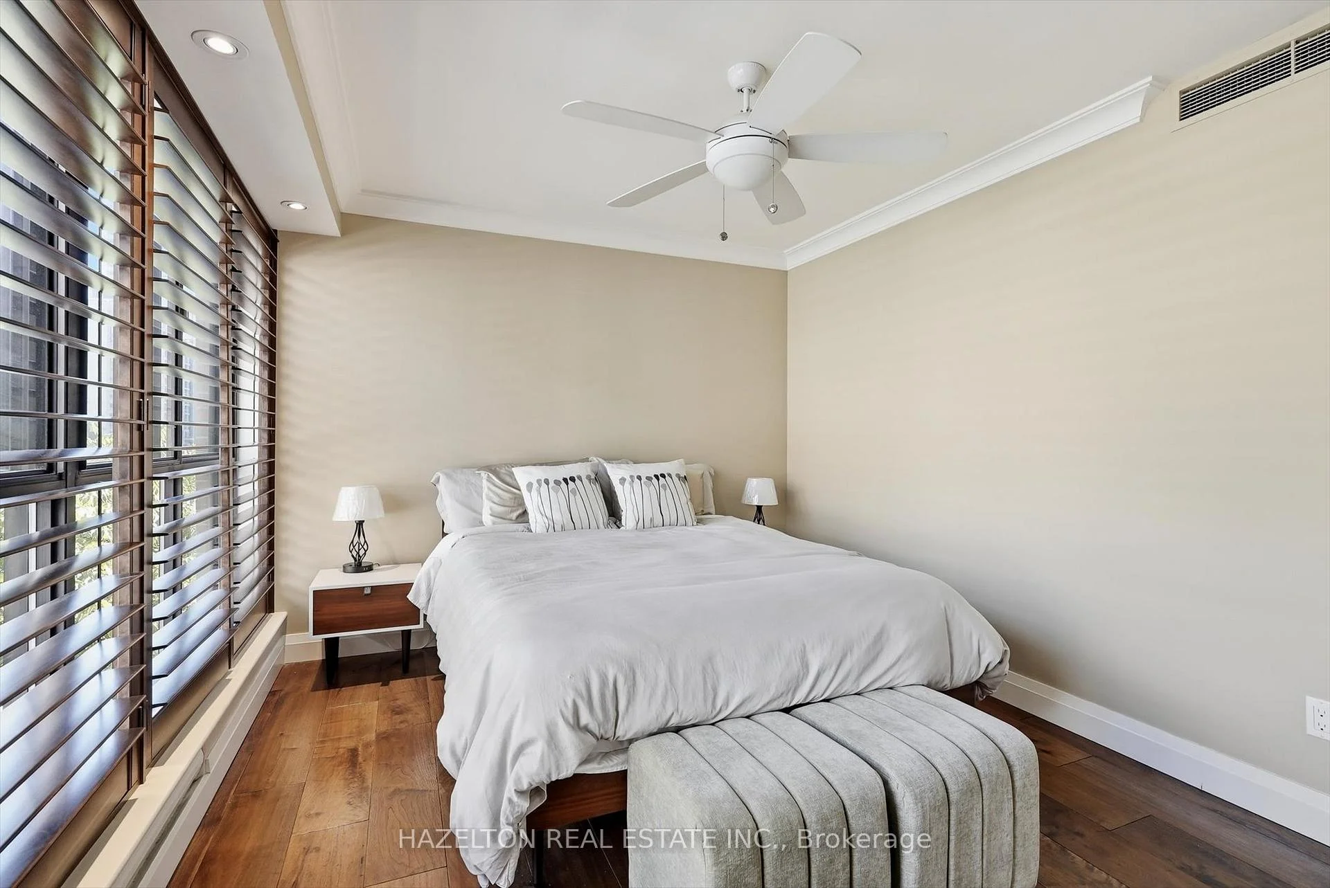 Photo 26 of Unit 608, 164 Cumberland Street, Toronto, The Annex — HOMEH