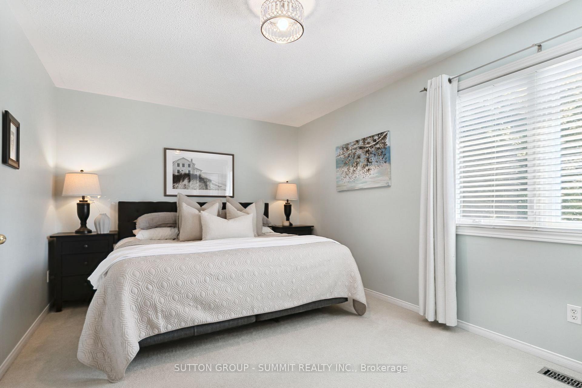Photo 18 of 2163 Sutton Drive, Burlington, Orchard — HOMEH
