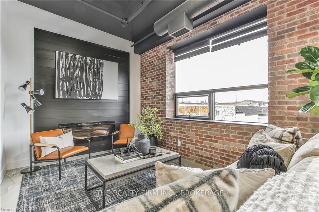 Photo 18 of 1712 Hyde Park Road, London, North E — HOMEH