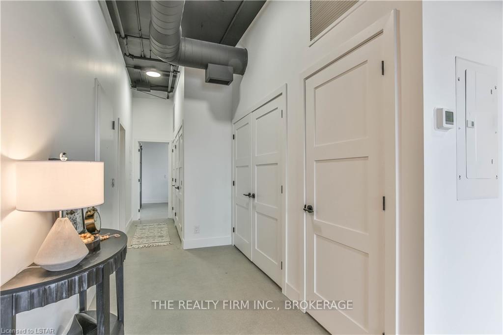 Photo 20 of 1712 Hyde Park Road, London, North E — HOMEH