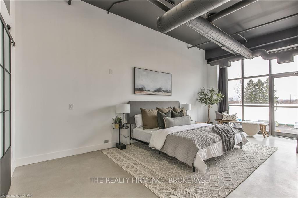 Photo 21 of 1712 Hyde Park Road, London, North E — HOMEH