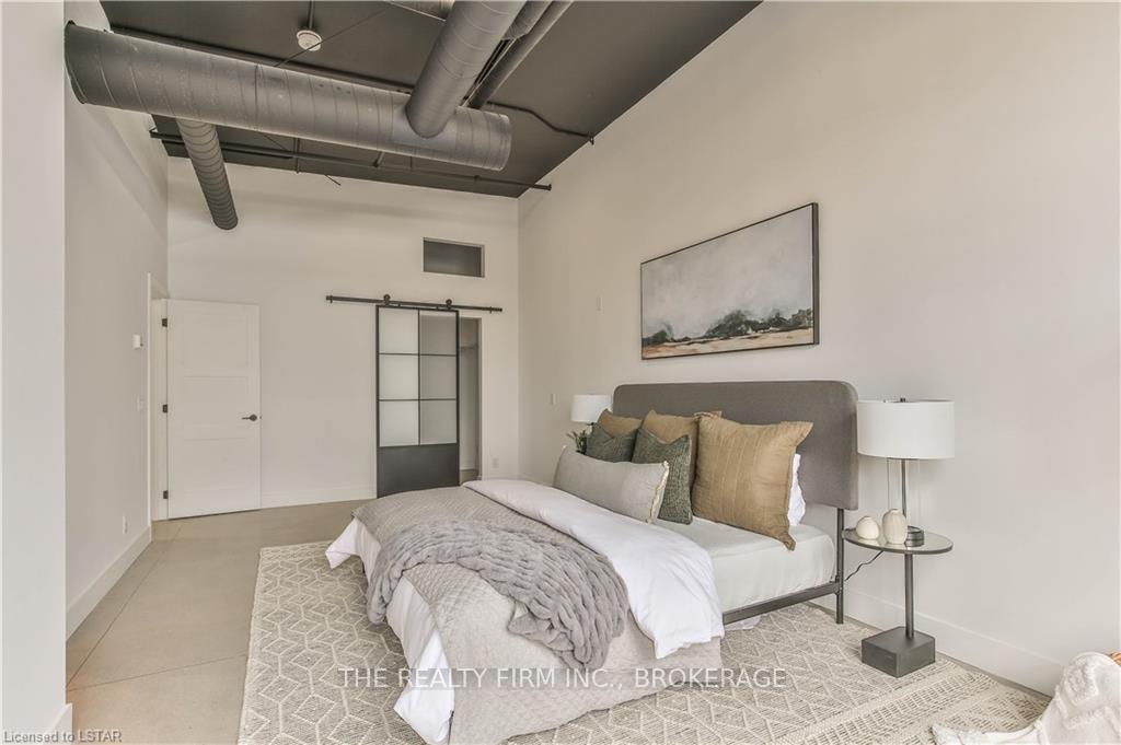Photo 23 of 1712 Hyde Park Road, London, North E — HOMEH