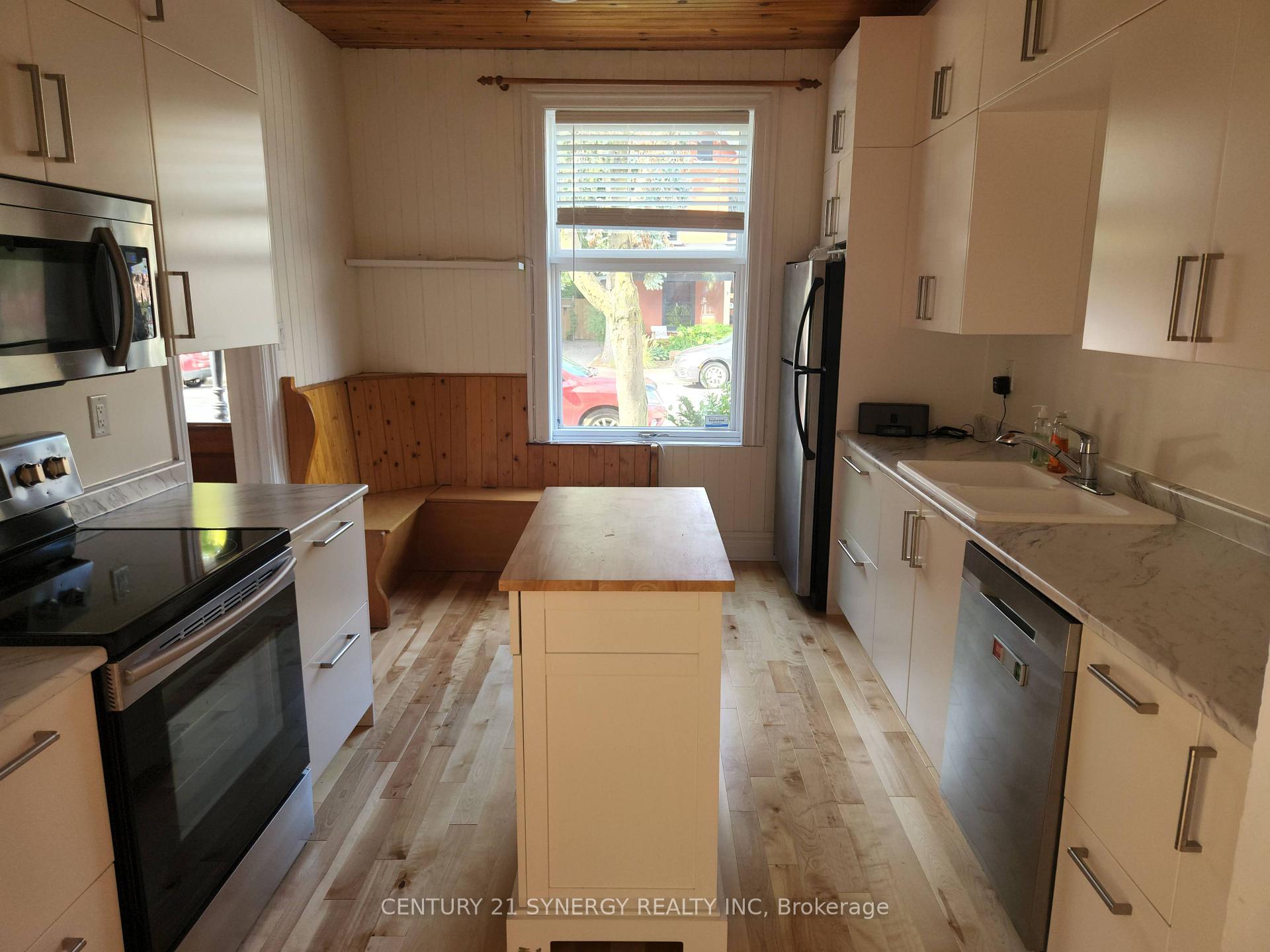 Photo 9 of 18 Wilton Crescent, Ottawa, Glebe — HOMEH