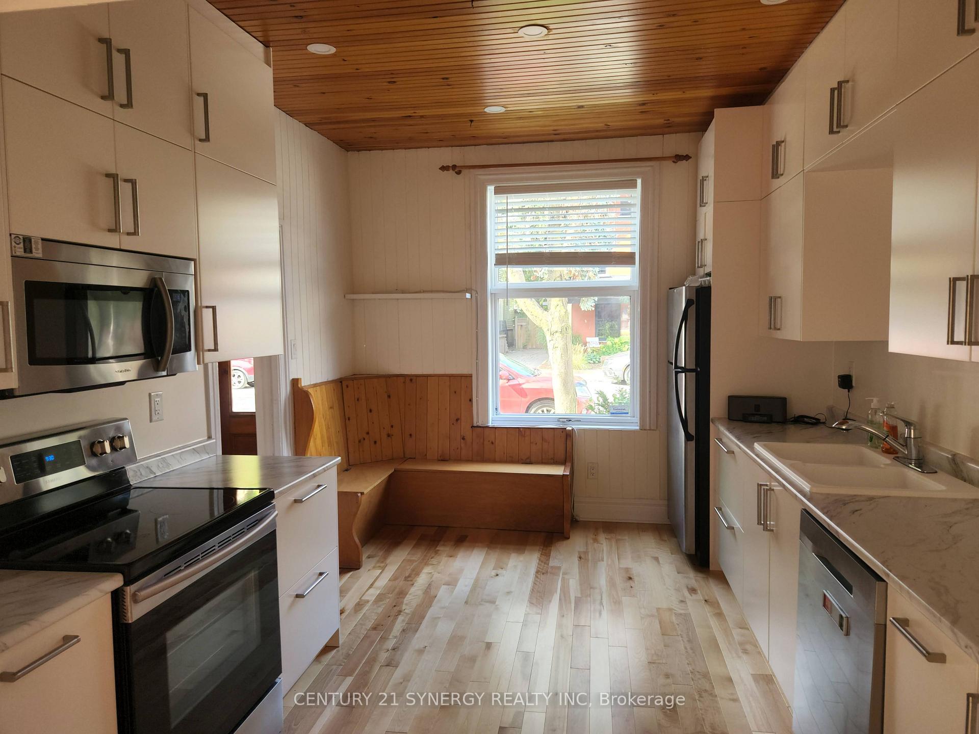 Photo 14 of 18 Wilton Crescent, Ottawa, Glebe — HOMEH