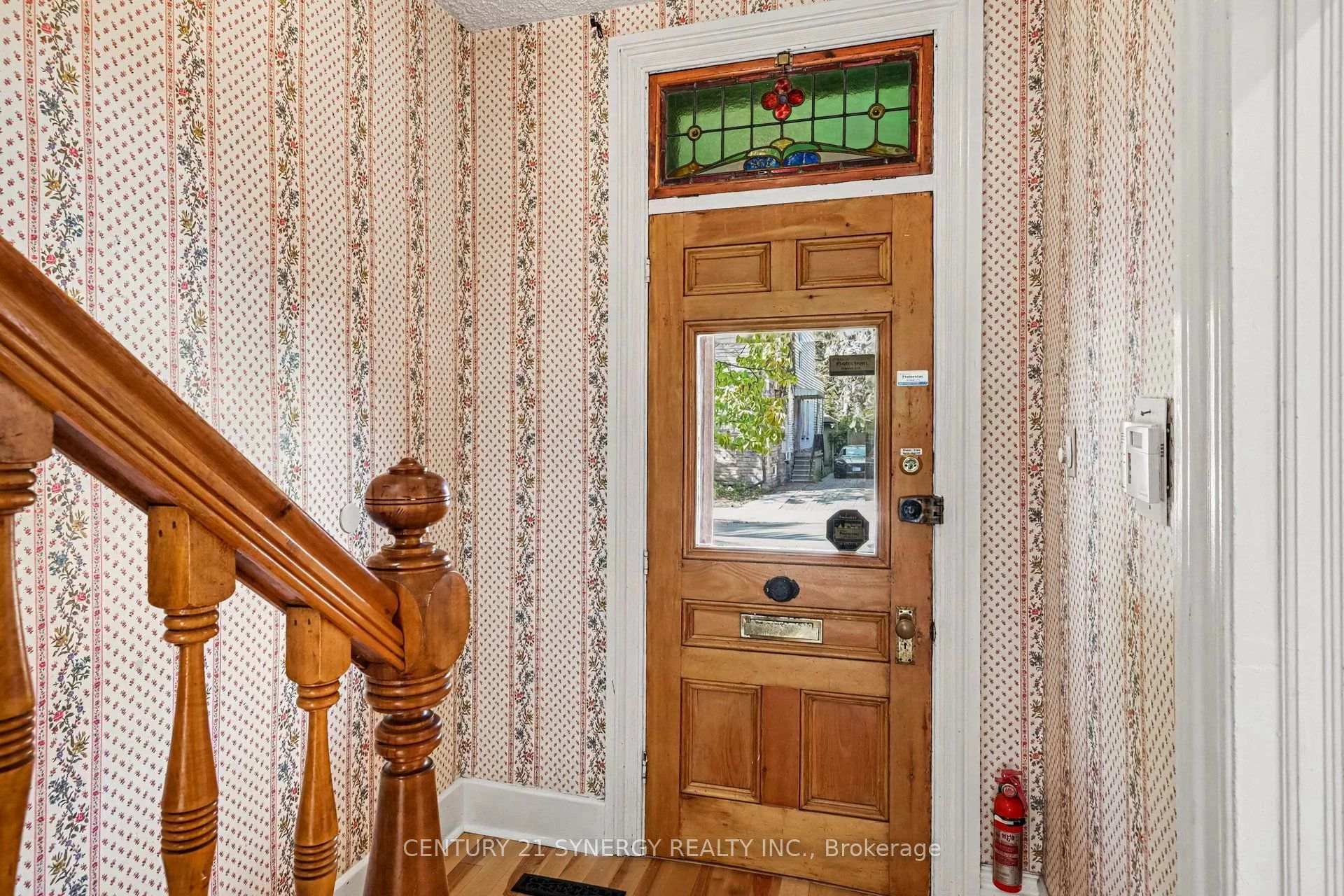 Photo 8 of 18 Wilton Crescent, Ottawa, Glebe — HOMEH