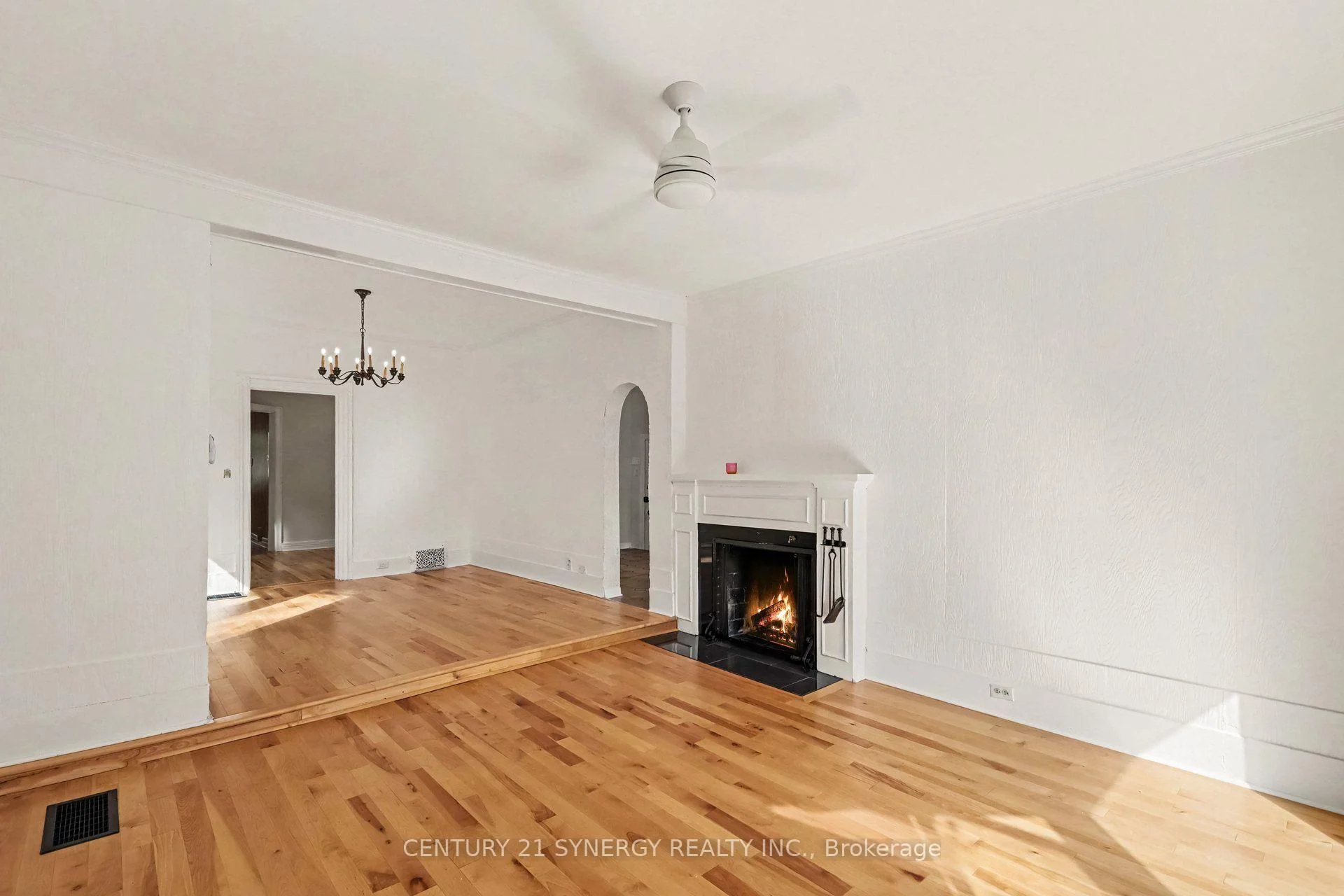 Photo 19 of 18 Wilton Crescent, Ottawa, Glebe — HOMEH