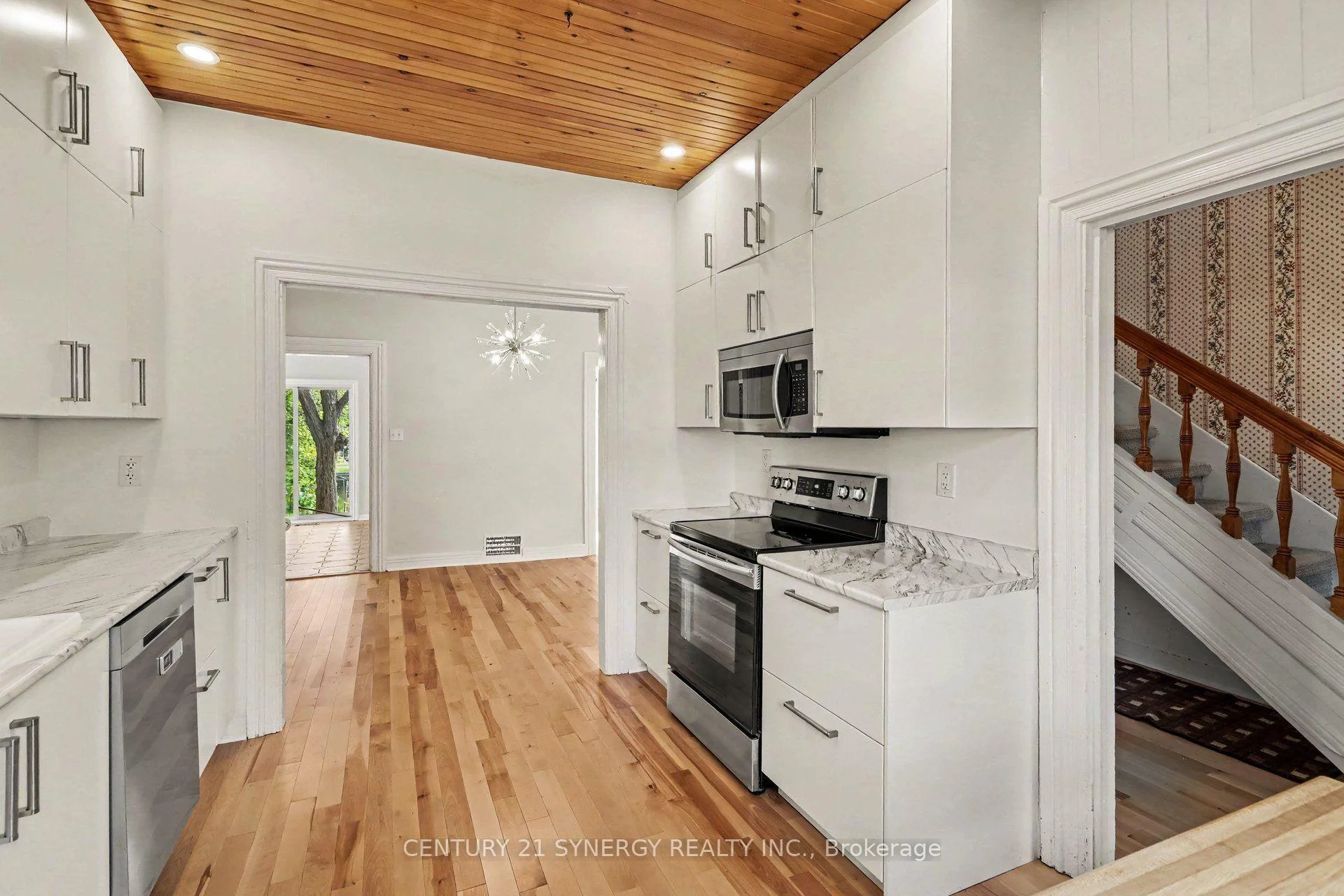 Photo 32 of 18 Wilton Crescent, Ottawa, Glebe — HOMEH