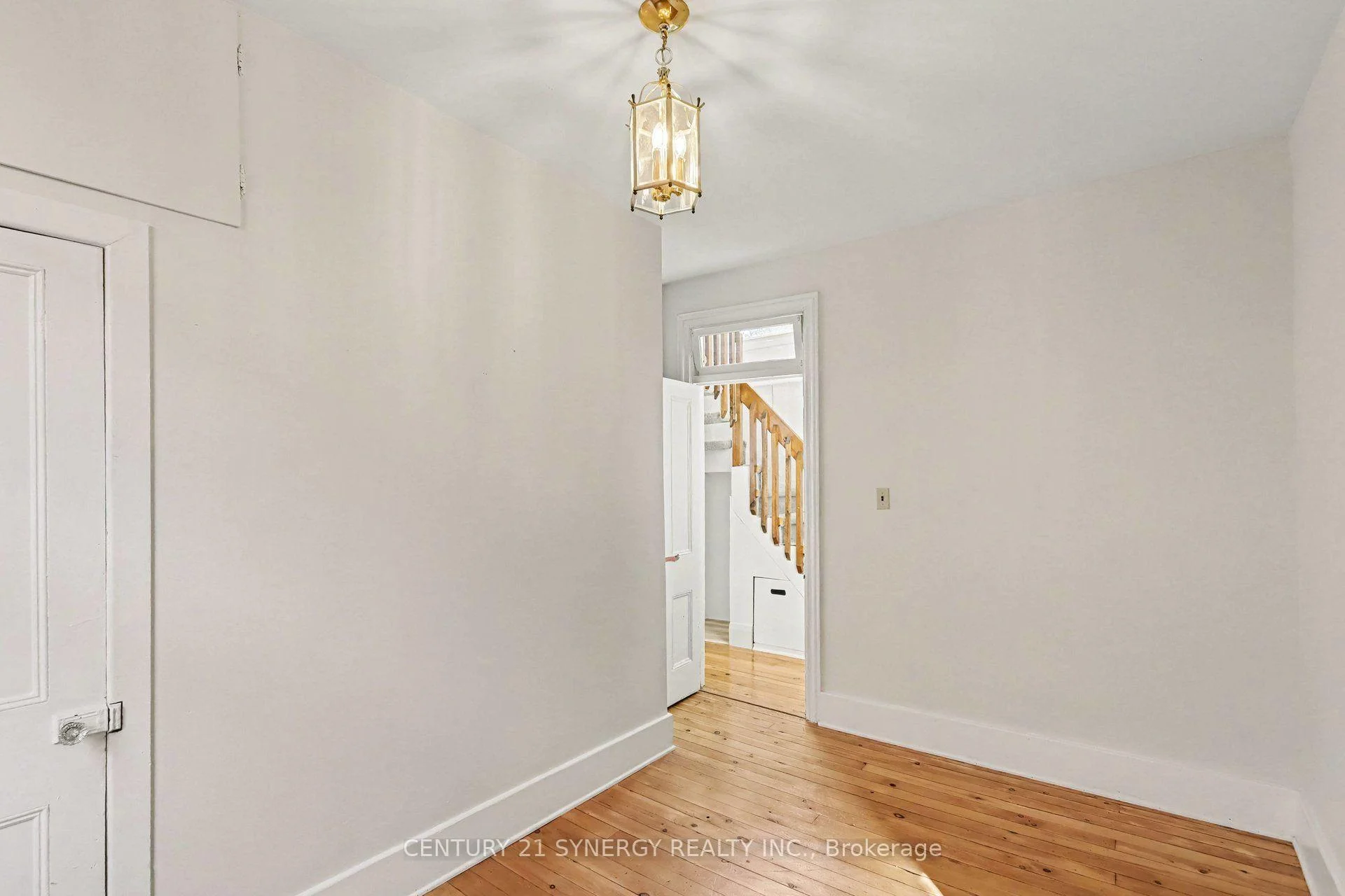 Photo 36 of 18 Wilton Crescent, Ottawa, Glebe — HOMEH