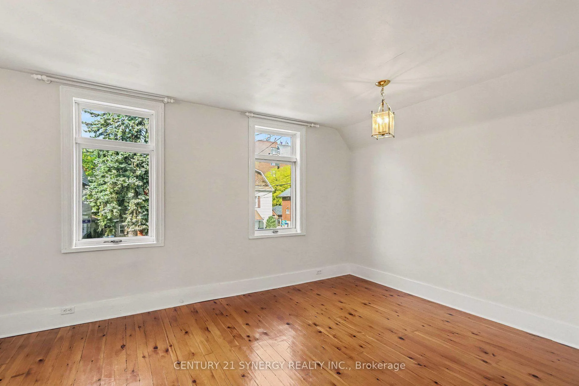 Photo 38 of 18 Wilton Crescent, Ottawa, Glebe — HOMEH