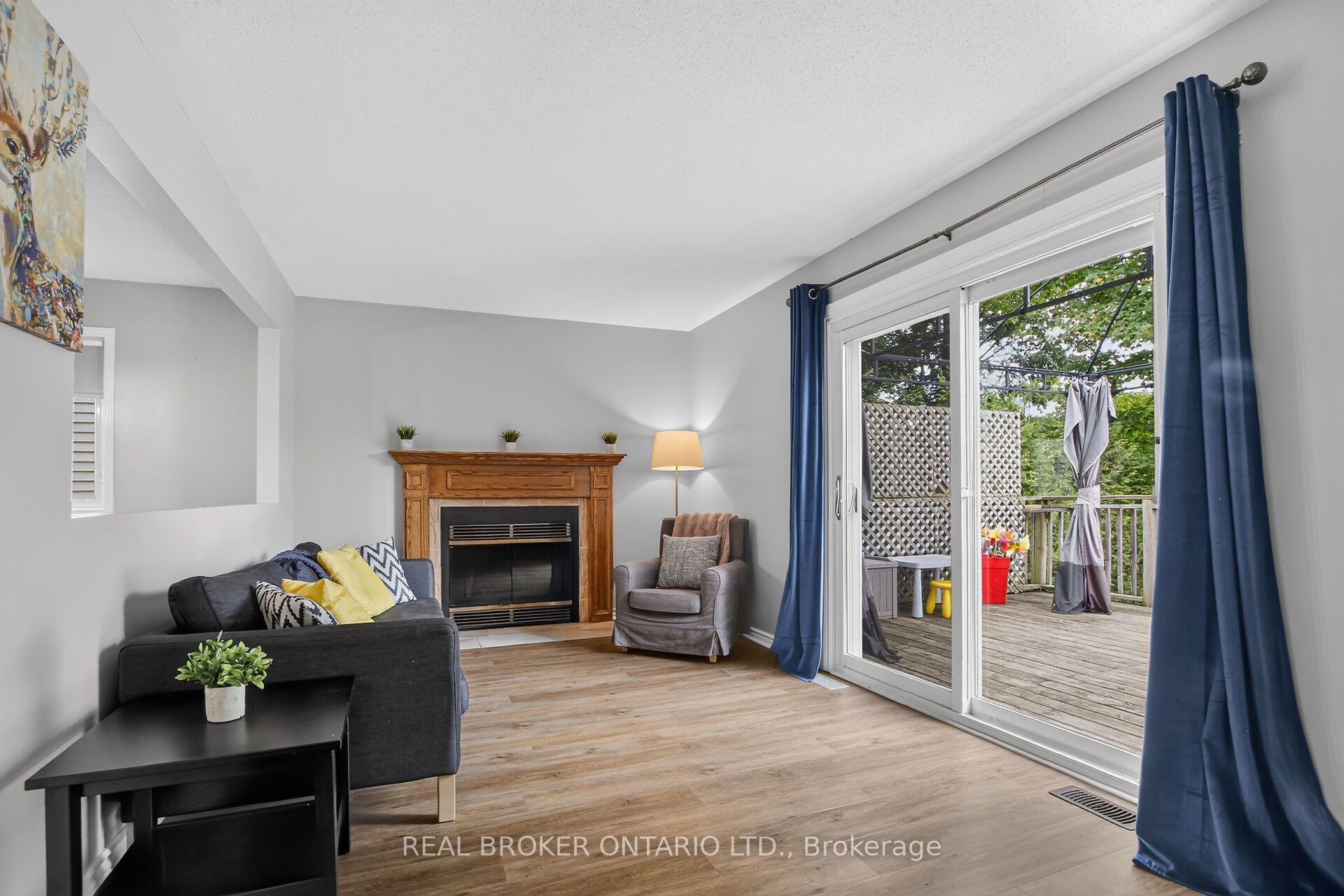 Photo 11 of 25 Moresby Drive, Ottawa, Kanata - Bridlewood — HOMEH