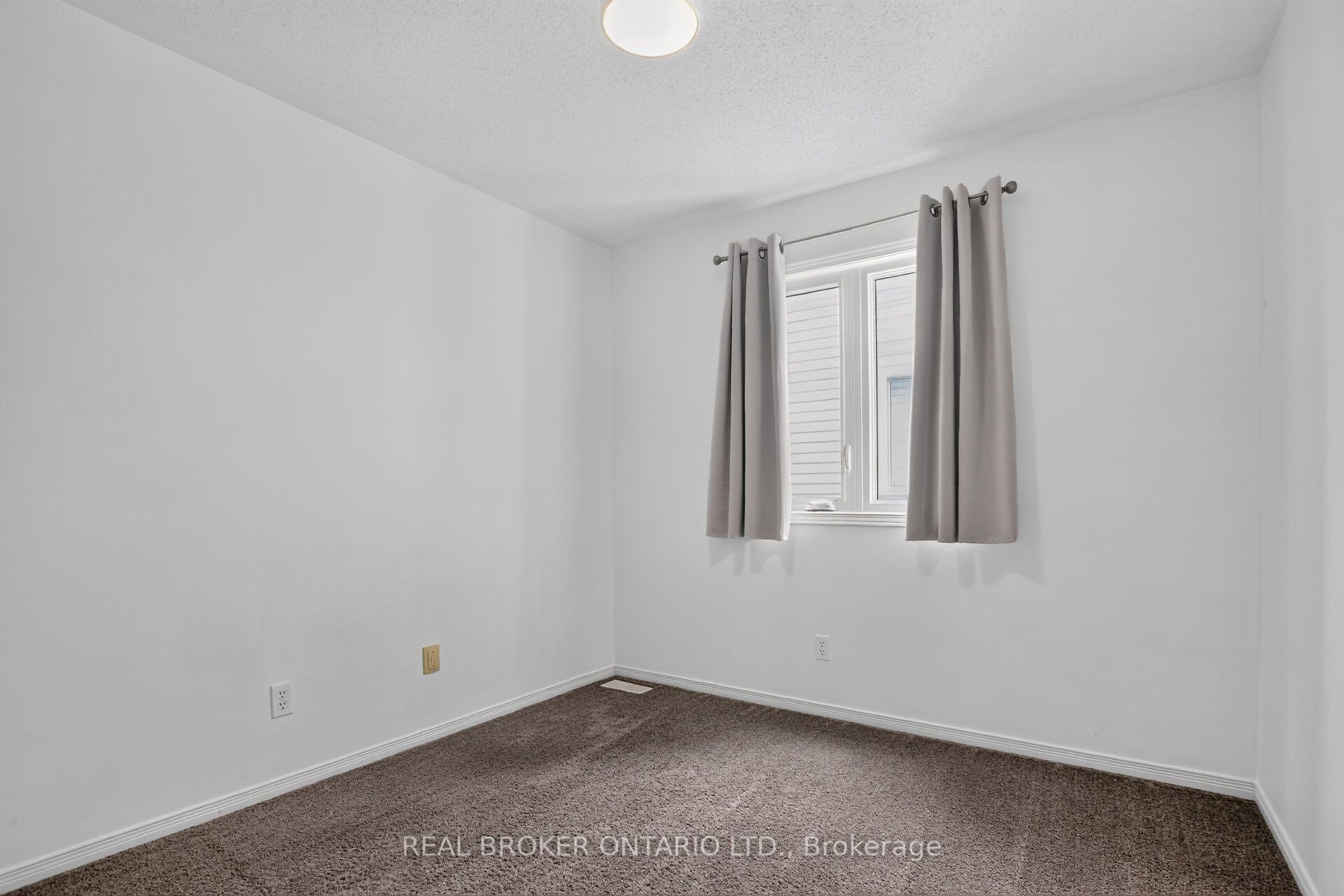 Photo 20 of 25 Moresby Drive, Ottawa, Kanata - Bridlewood — HOMEH